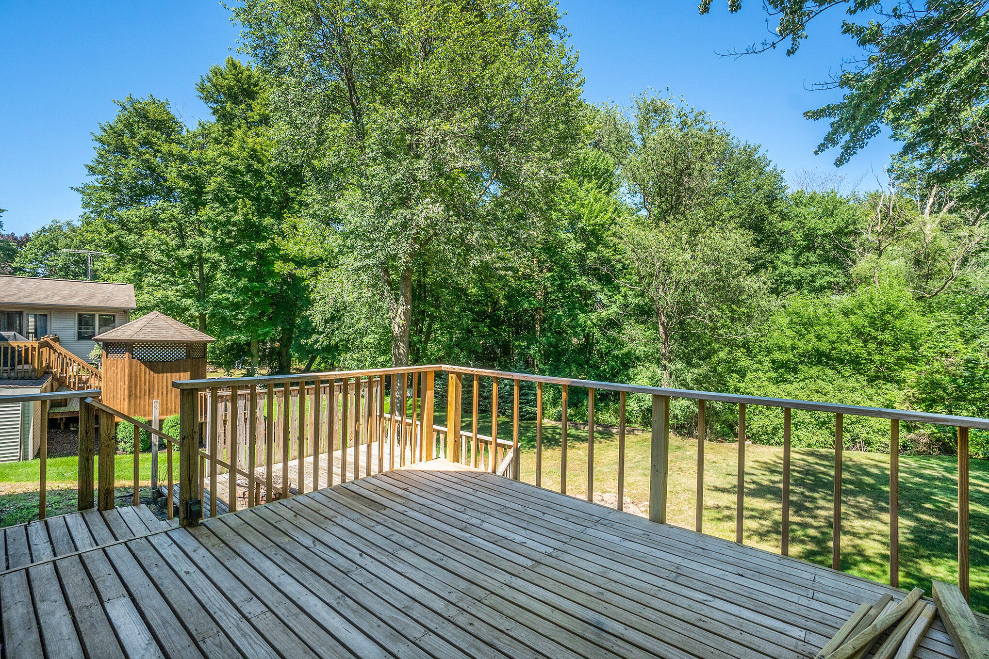 789 Shadybrook Drive