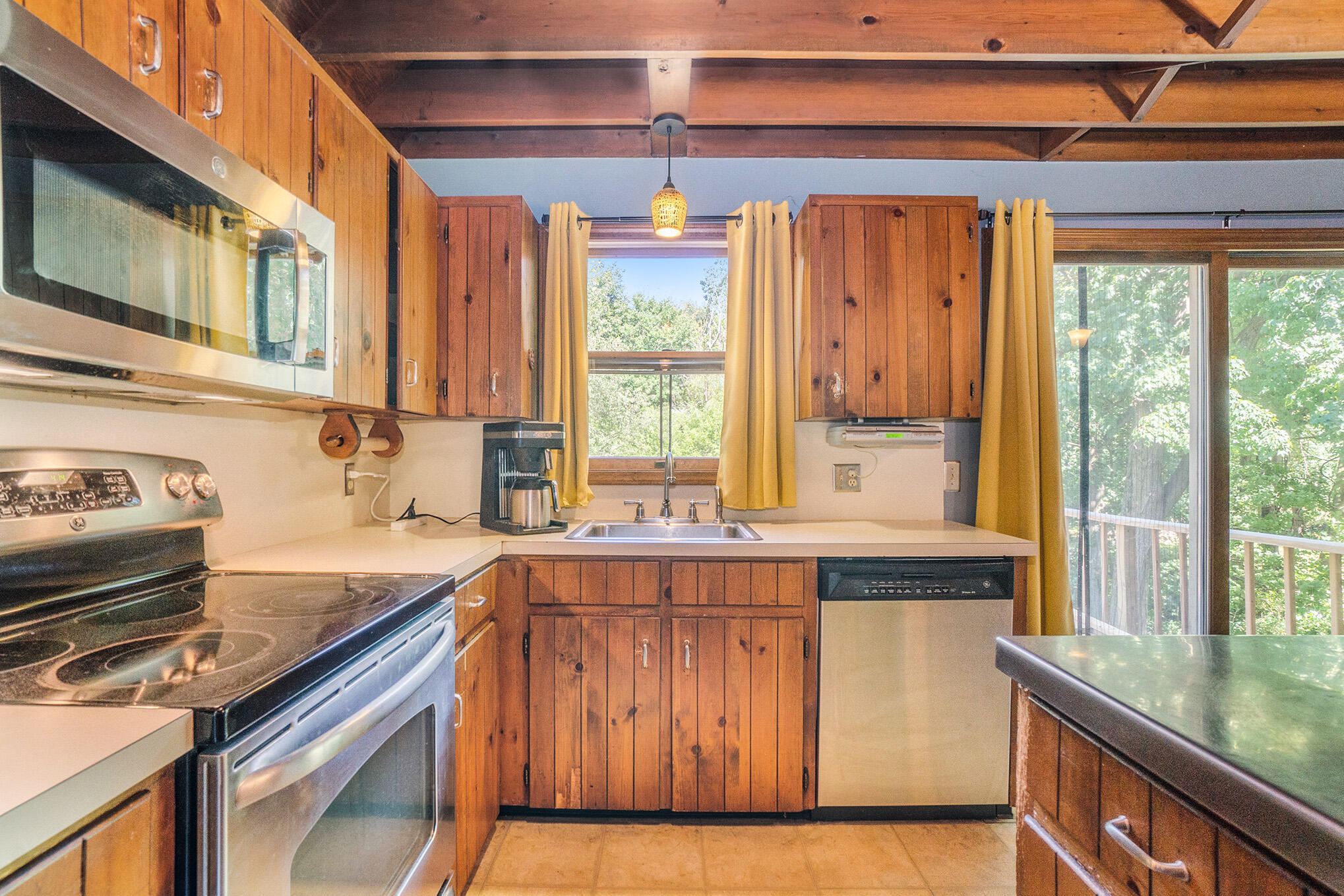 789 Shadybrook Drive
