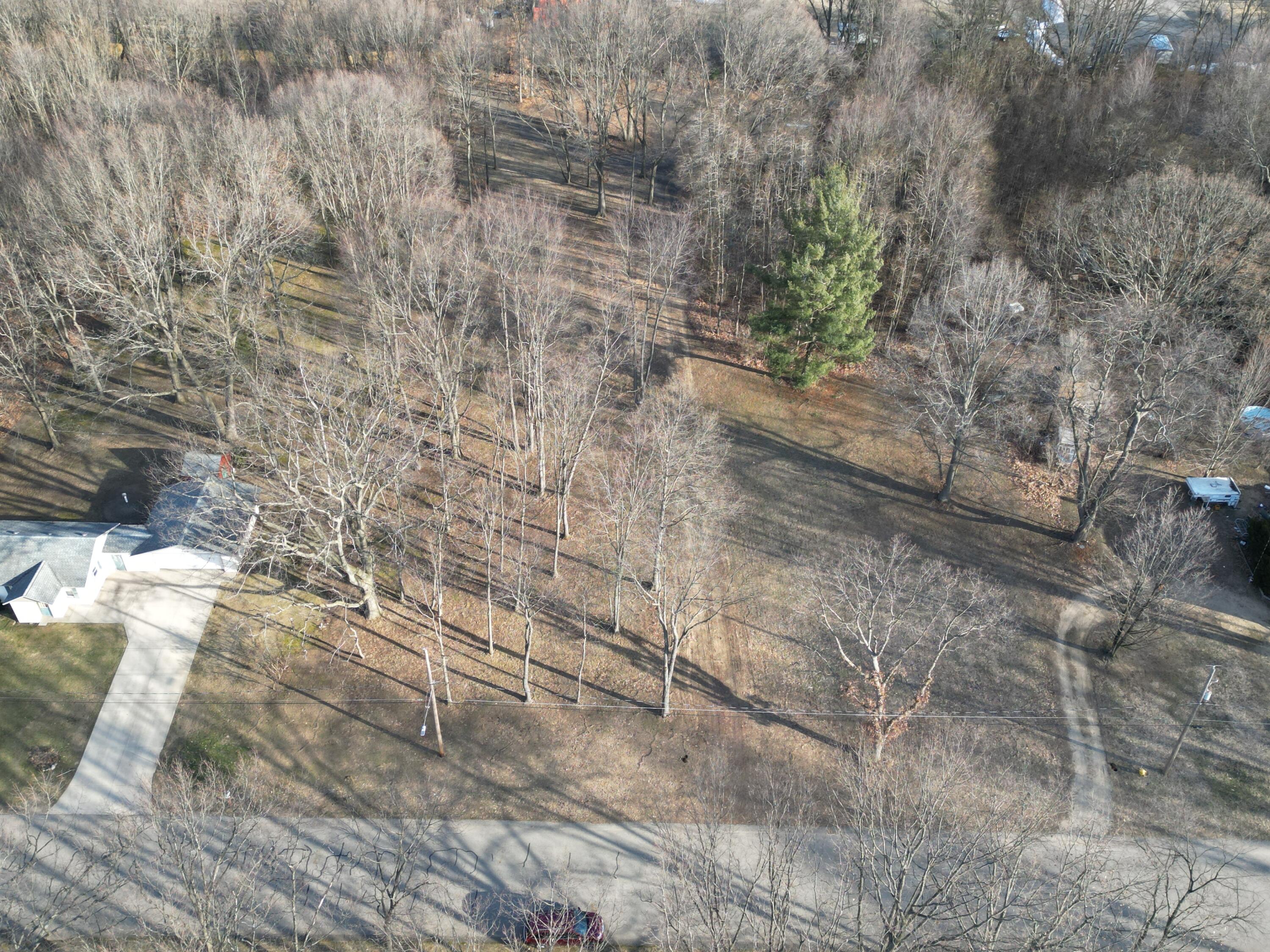 Burke Ave, Lot B