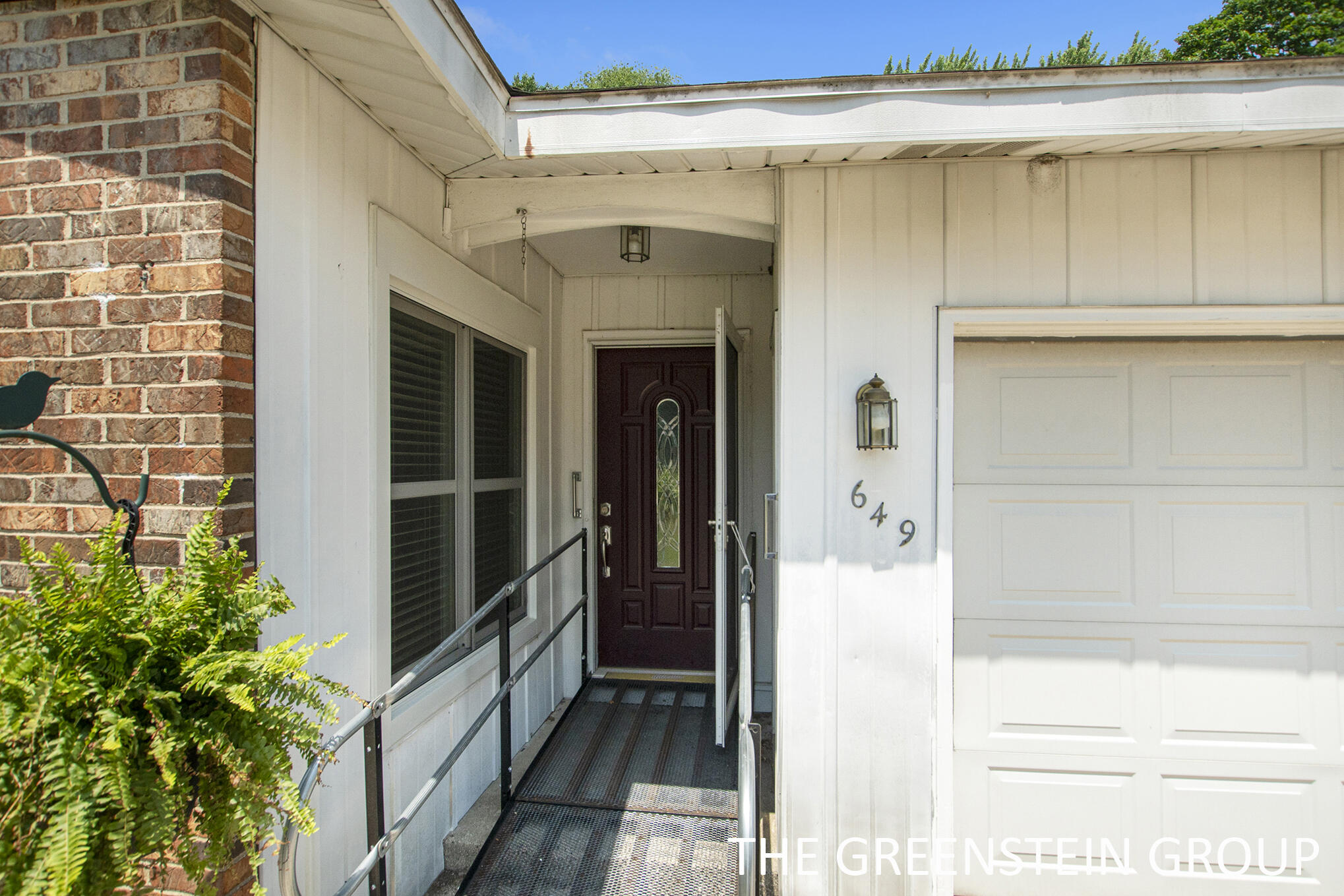 649 Sherwood Street