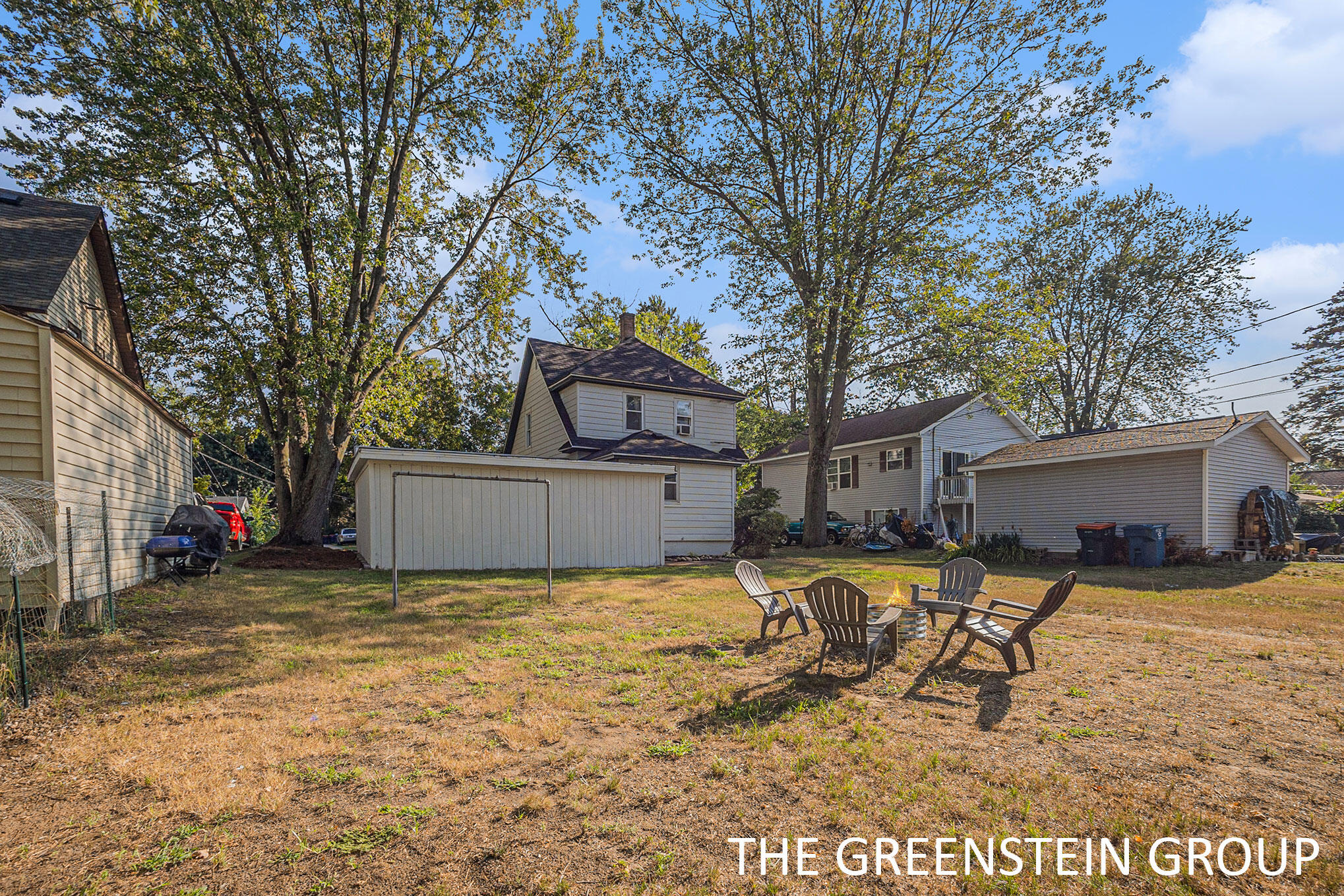 563 W 23rd Street