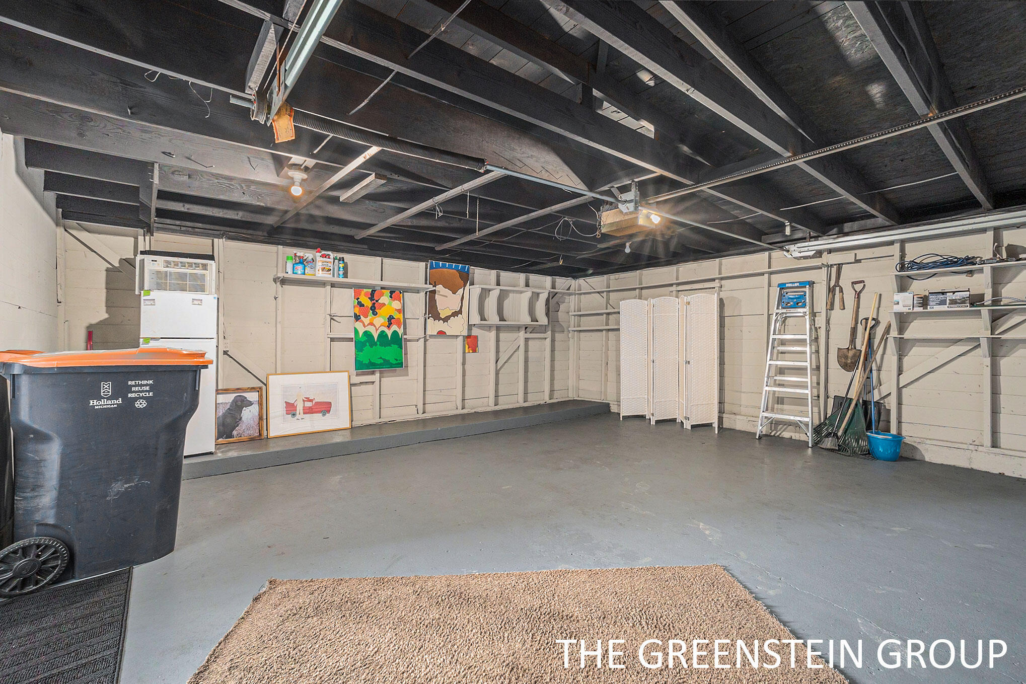 563 W 23rd Street