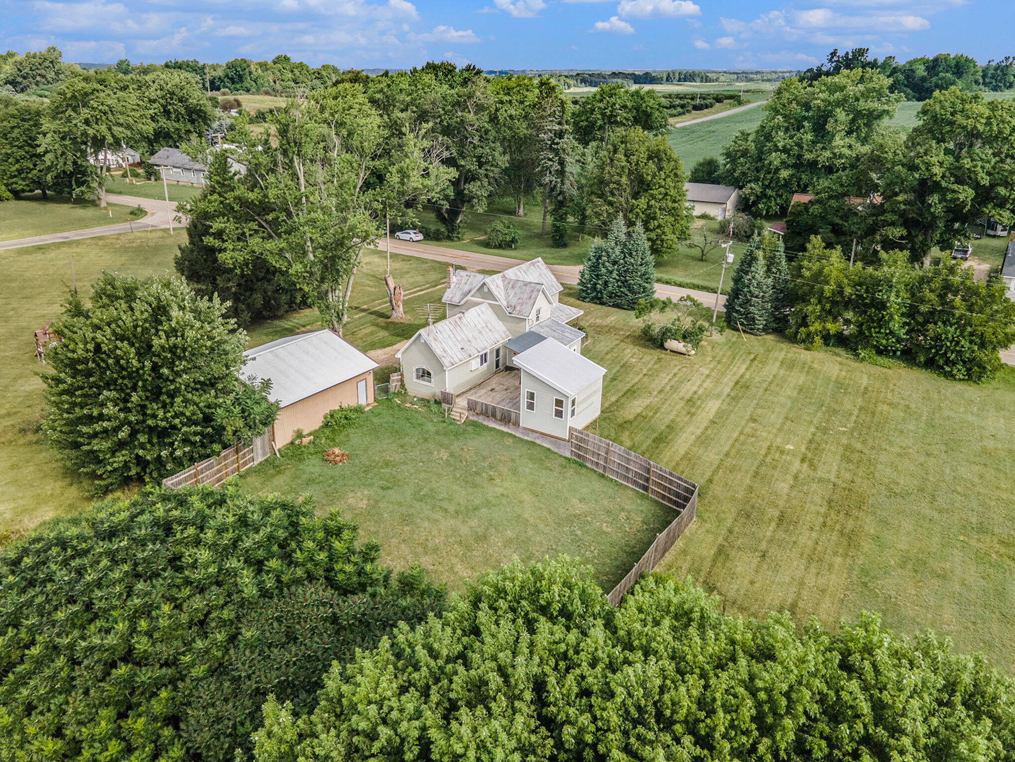6384 107th Avenue, South Haven