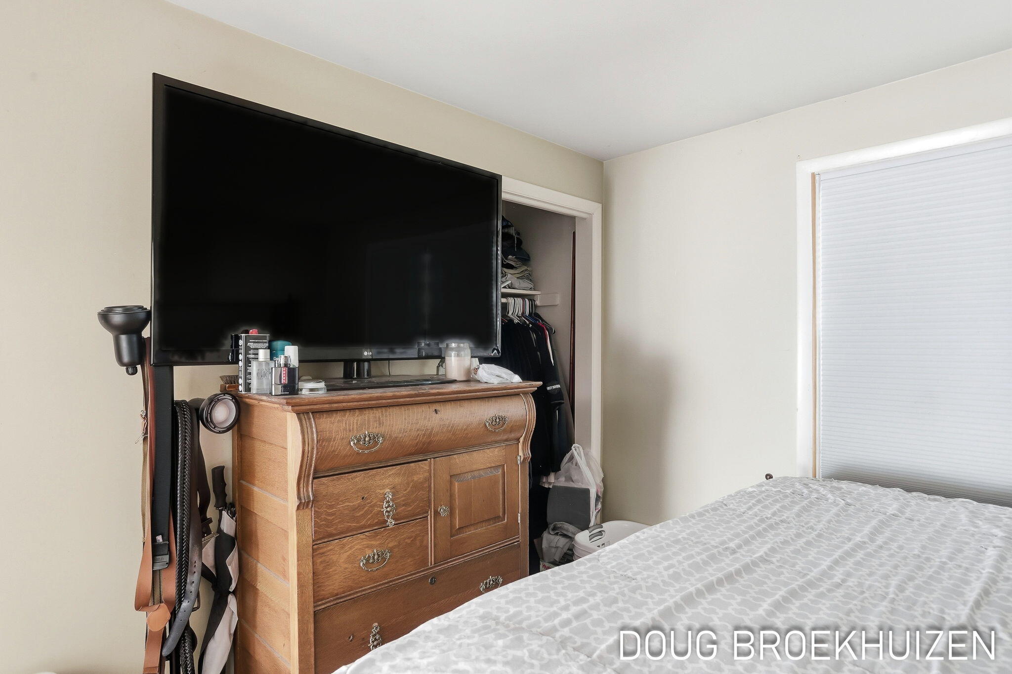 287 W 15th Street