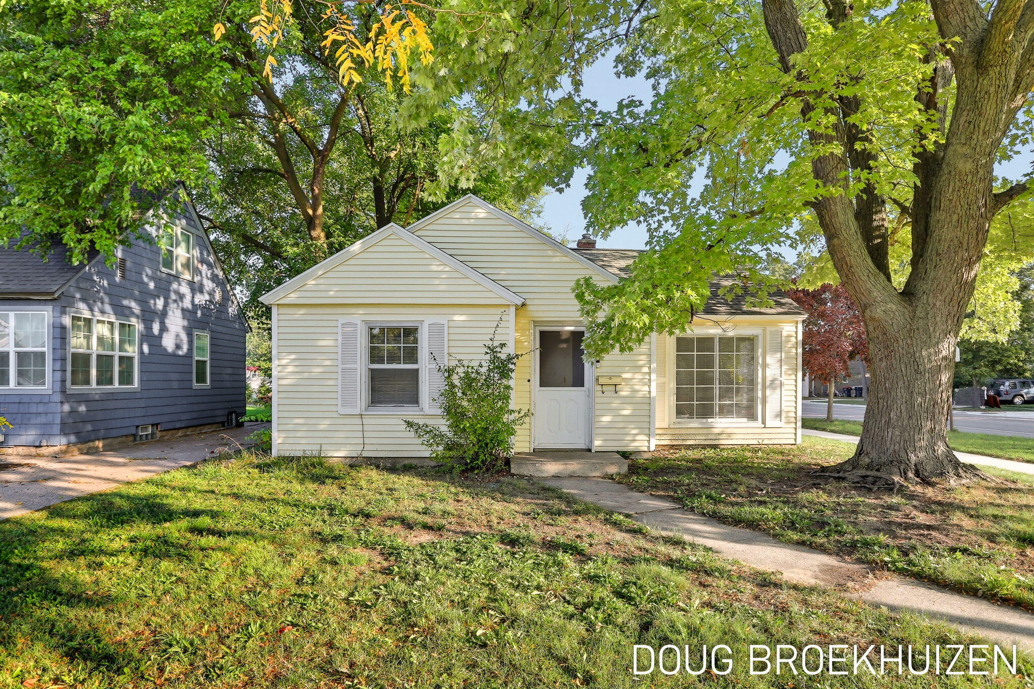 287 W 15th Street