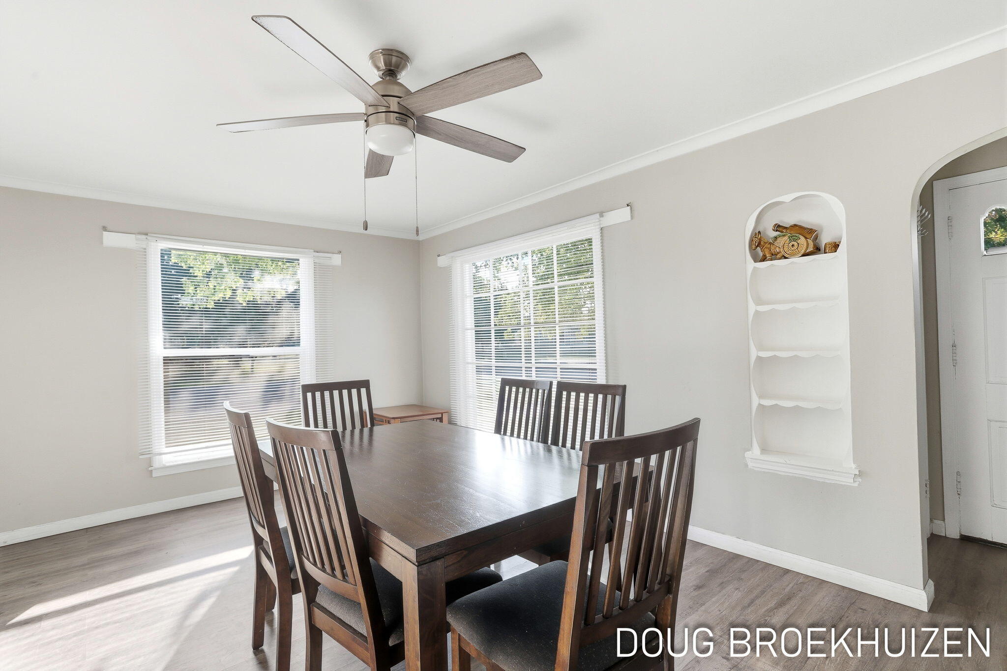287 W 15th Street