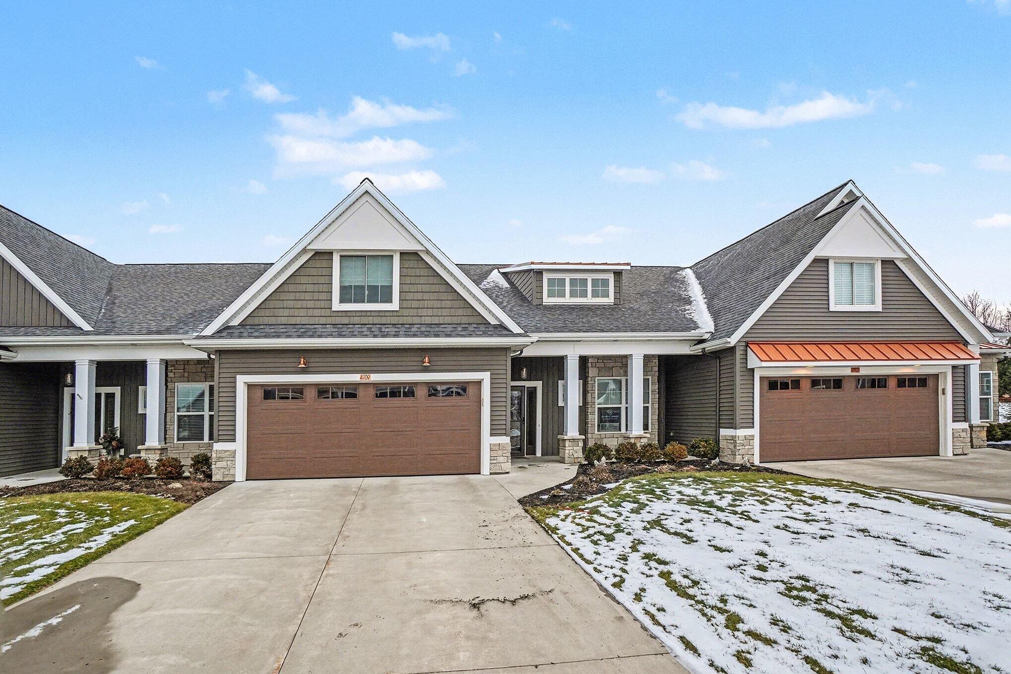 4709 Dune Grass Lane