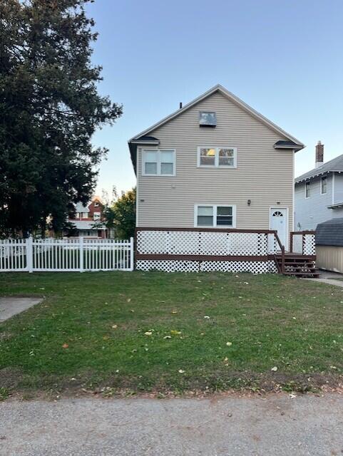 834 Burton Street SW