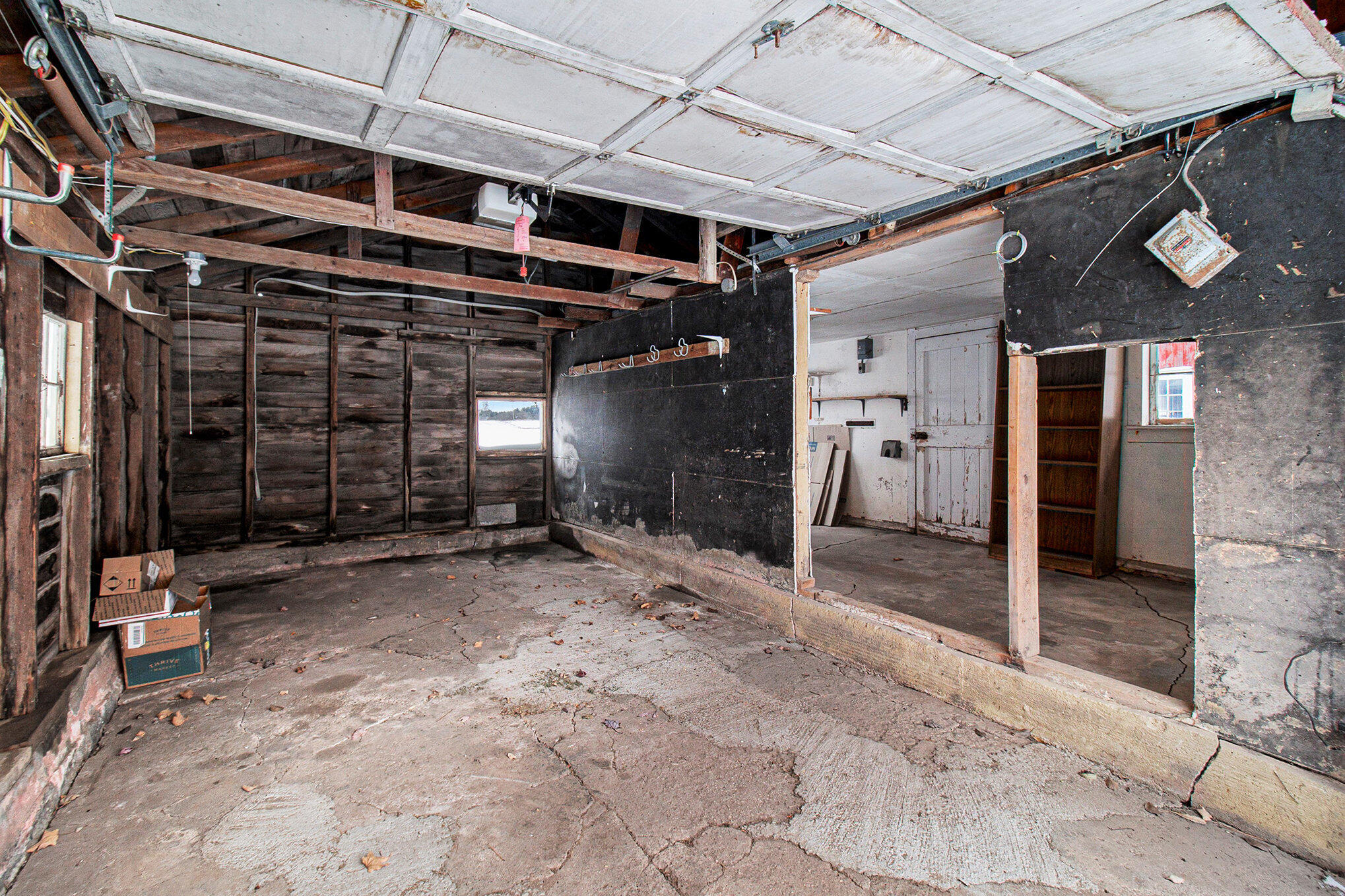 1529 W Hansen Road