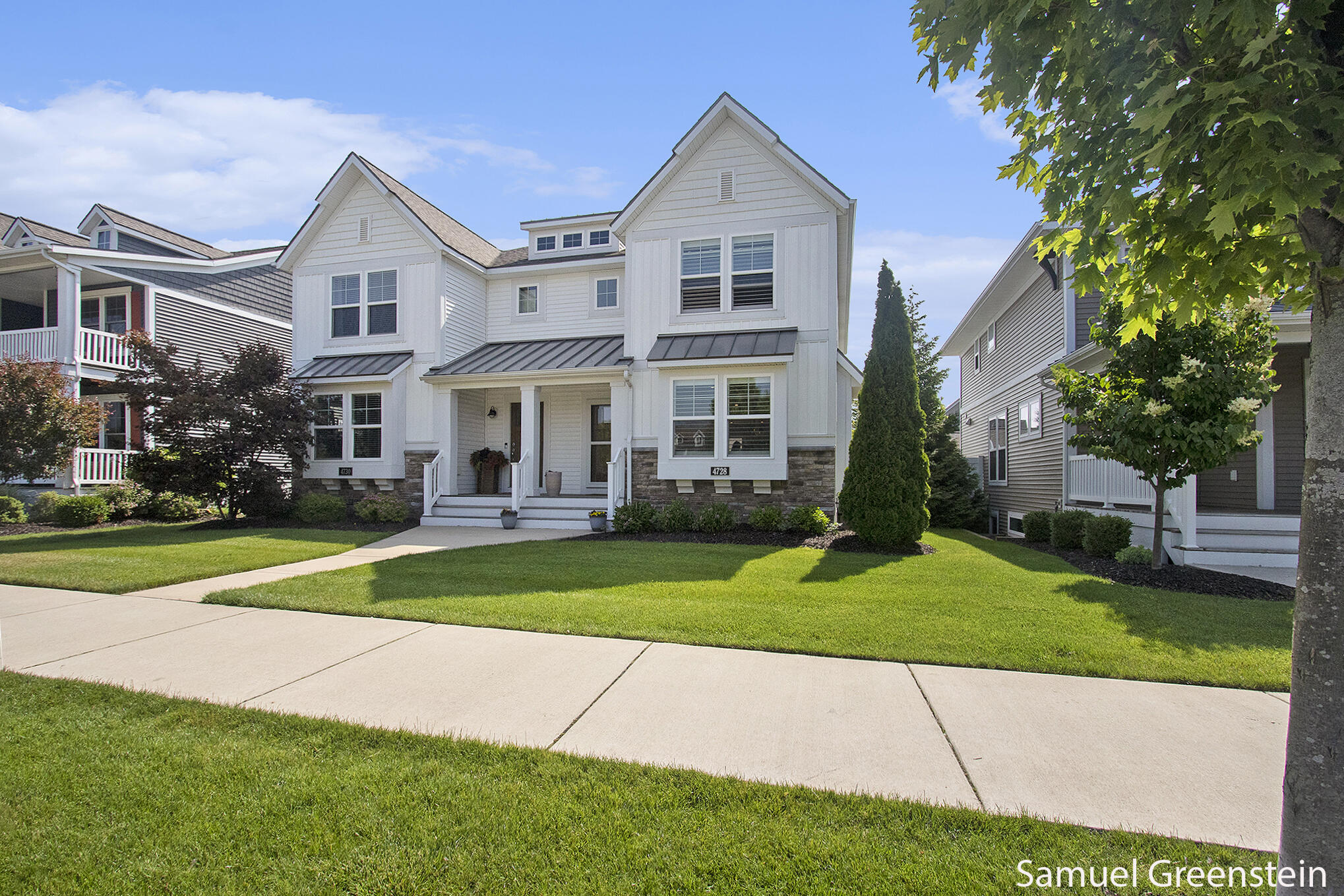 4728 Macatawa Legends Boulevard 19