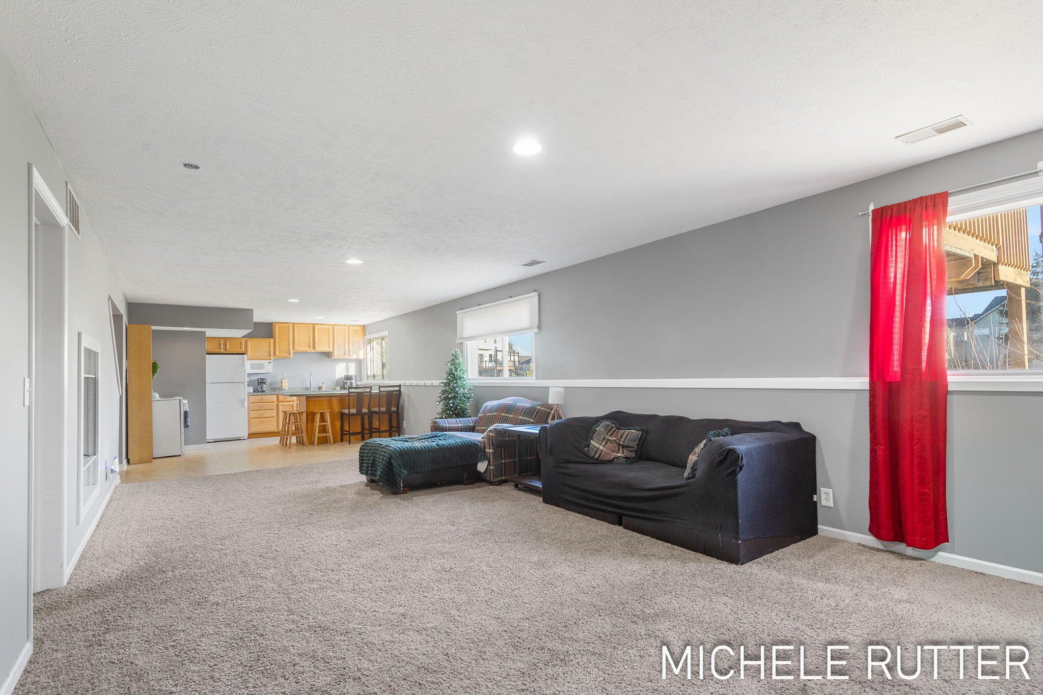 1399 Woodfield Drive