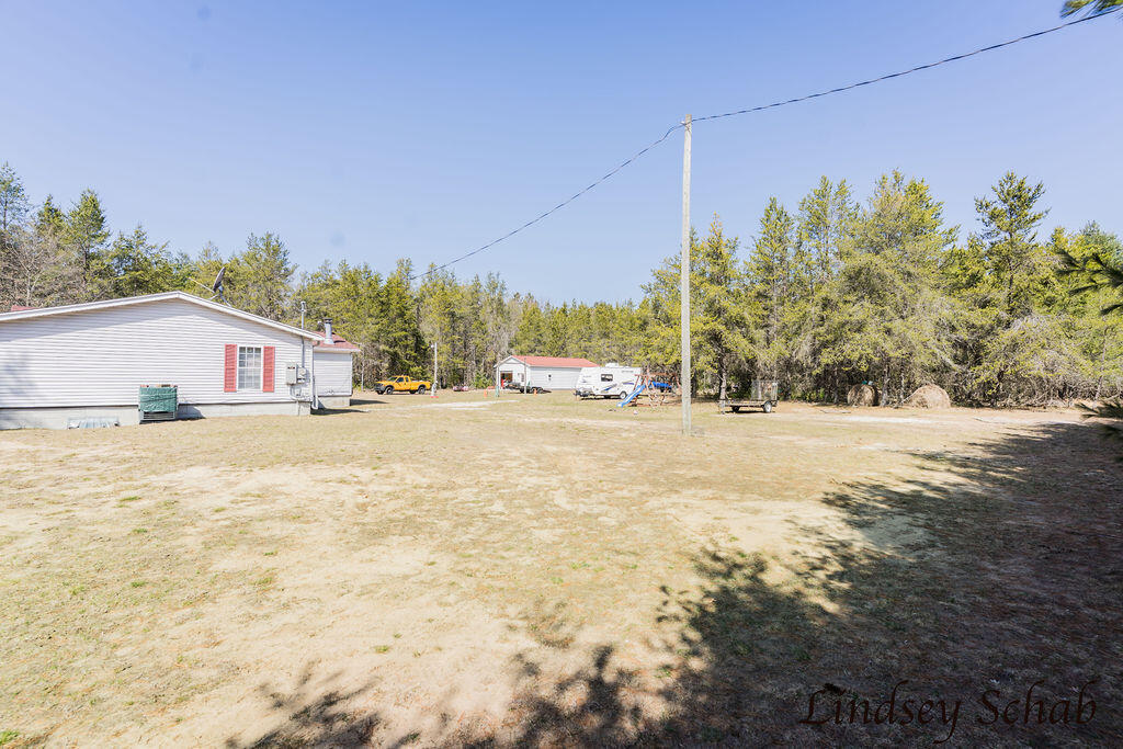 2211 E 13 Mile Road