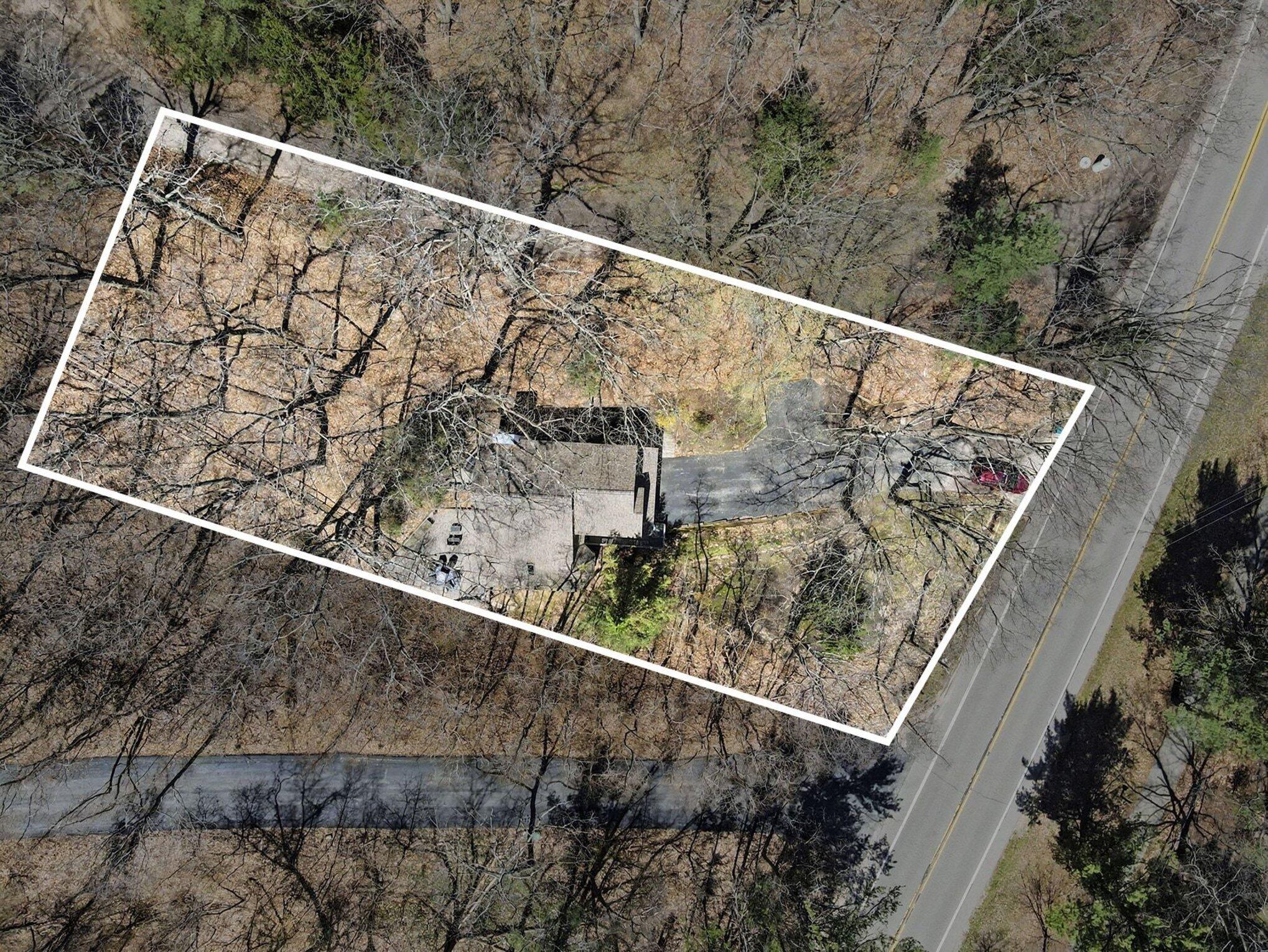 6479 Lakeshore Avenue