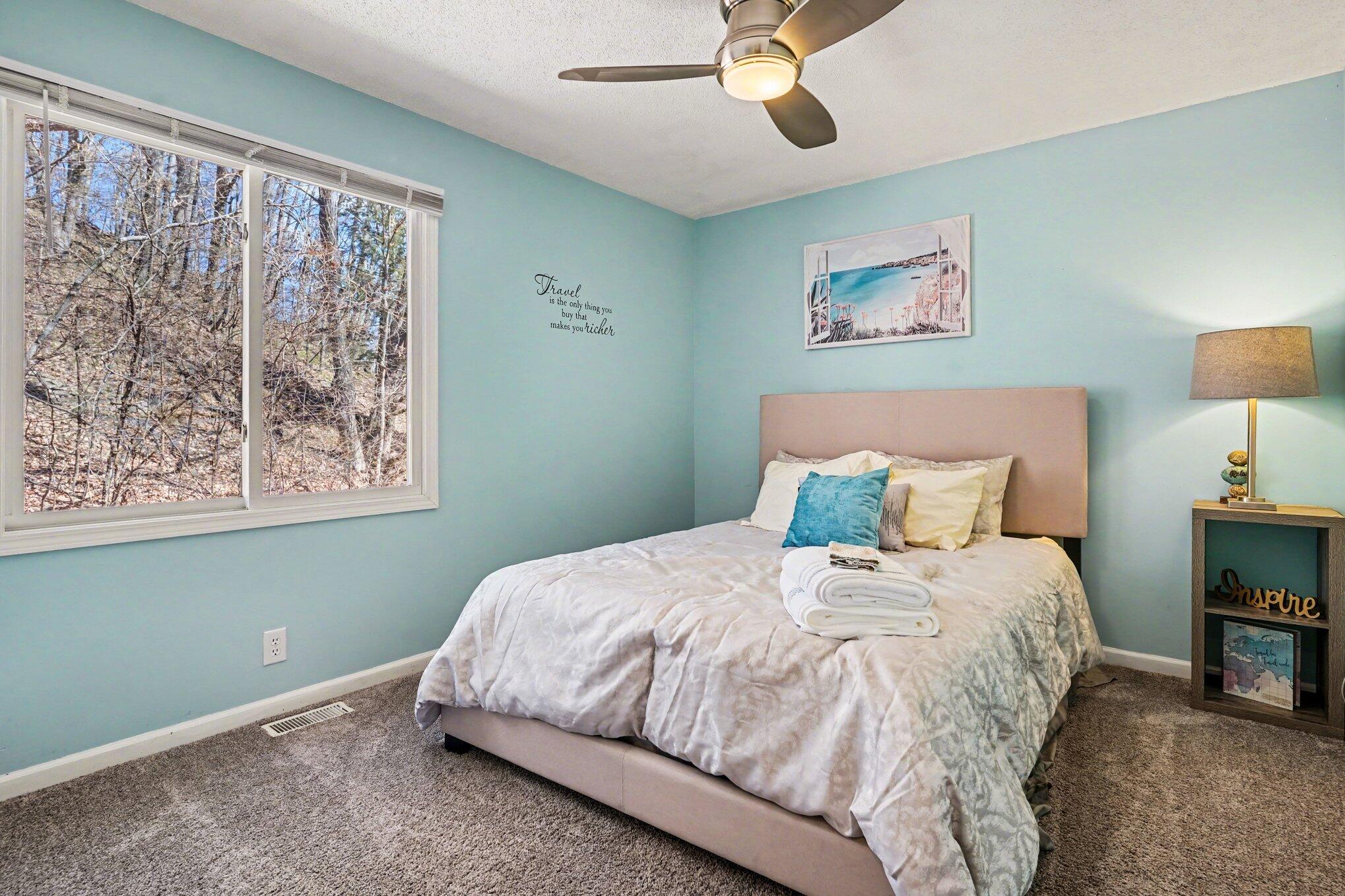 6479 Lakeshore Avenue