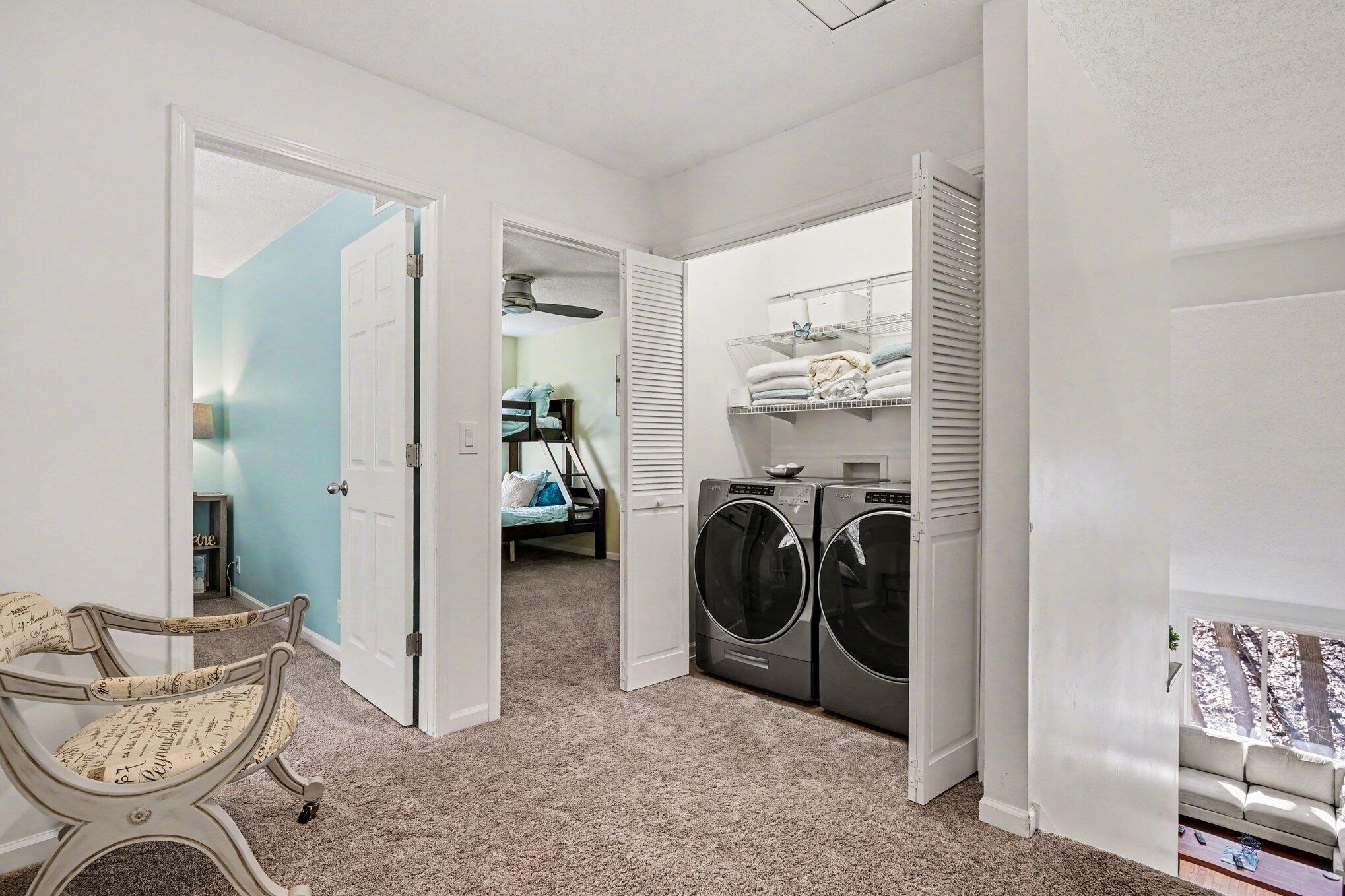 6479 Lakeshore Avenue