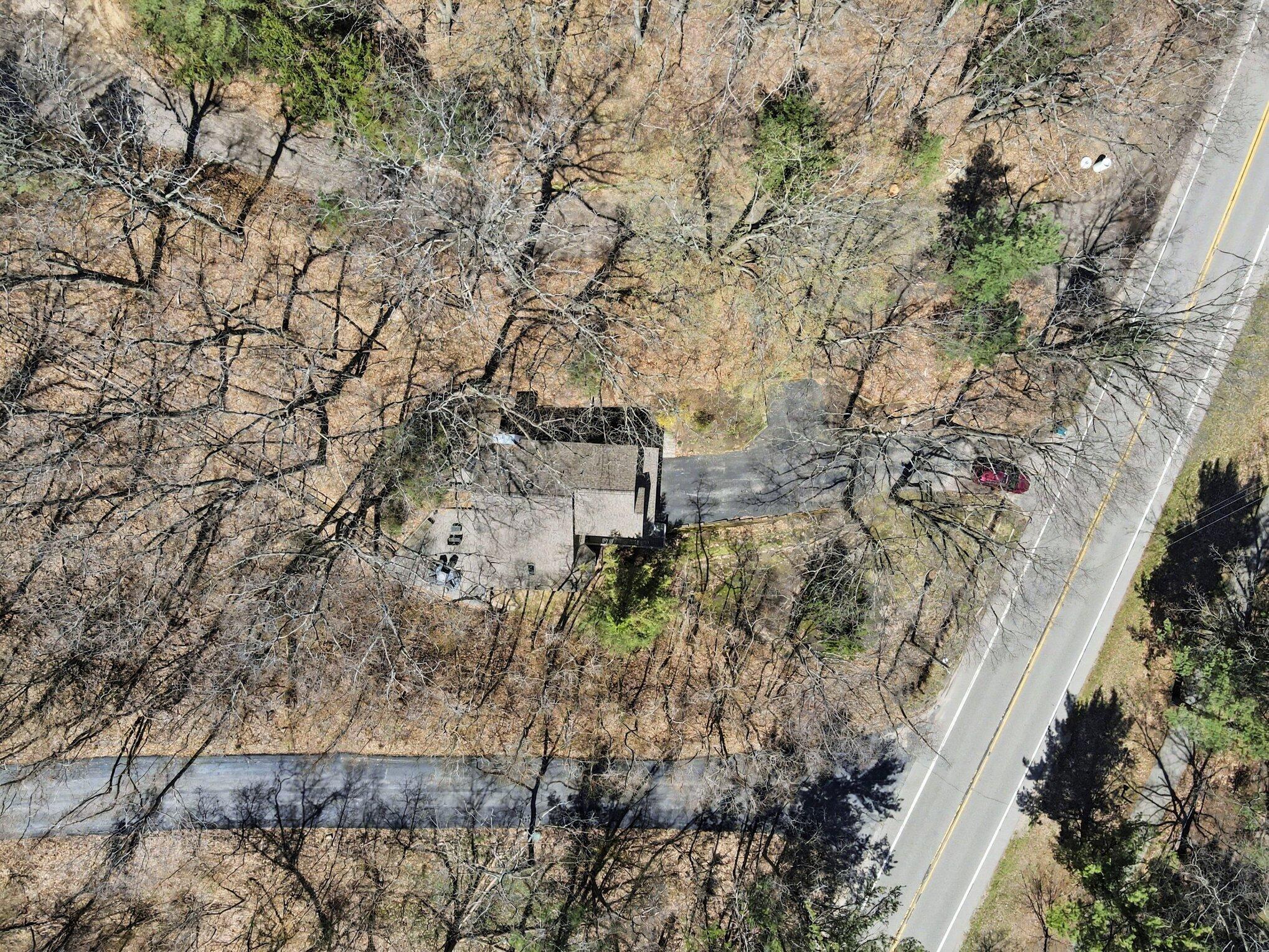 6479 Lakeshore Avenue