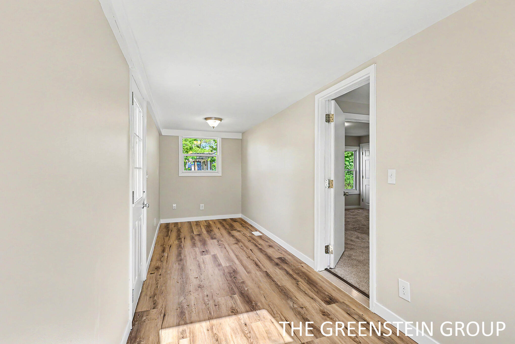 301 E North Street