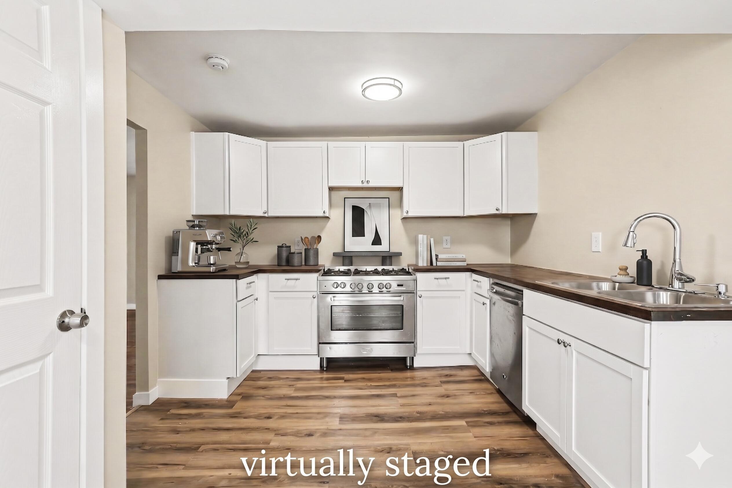 301 E North Street