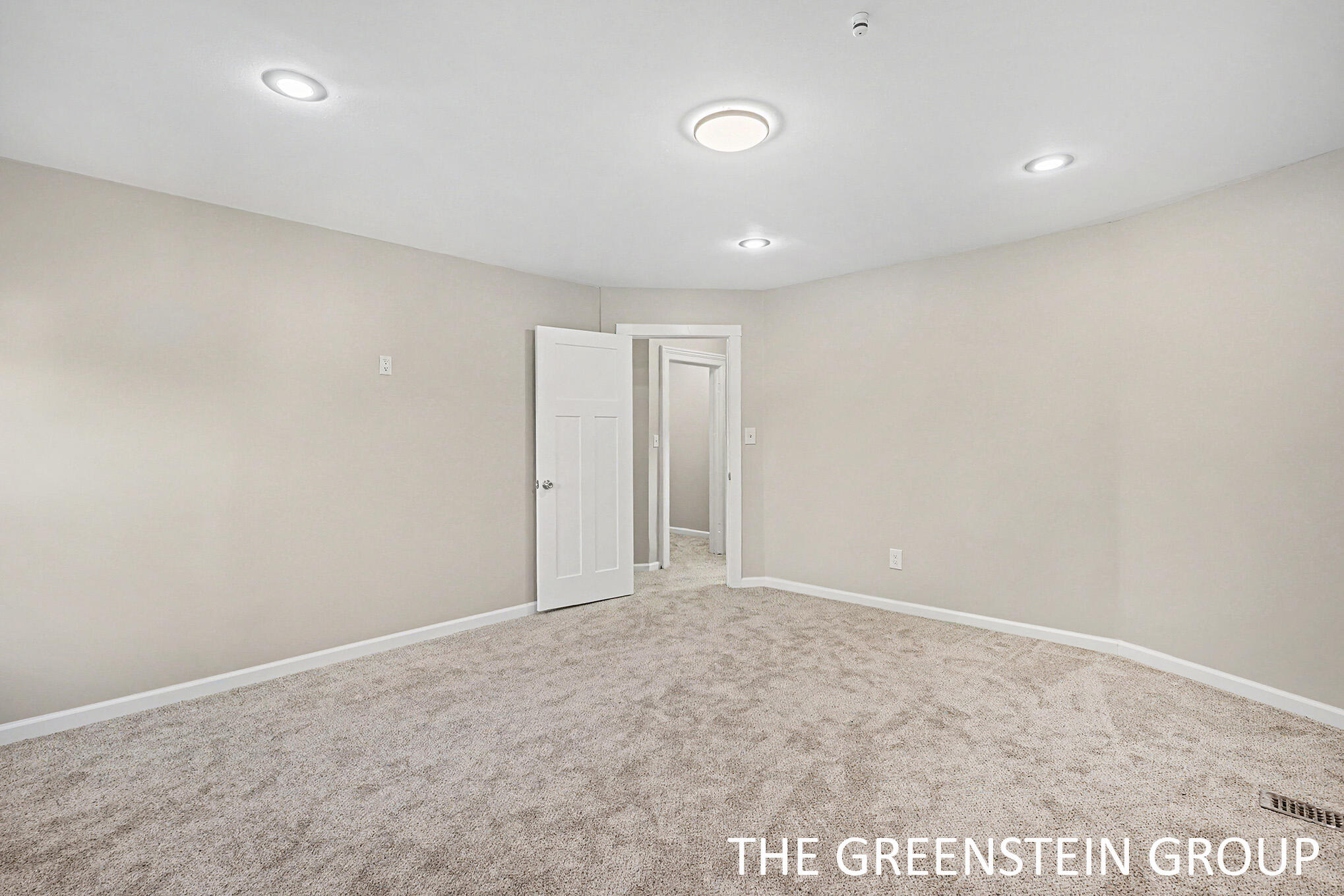 215 W Grove Street
