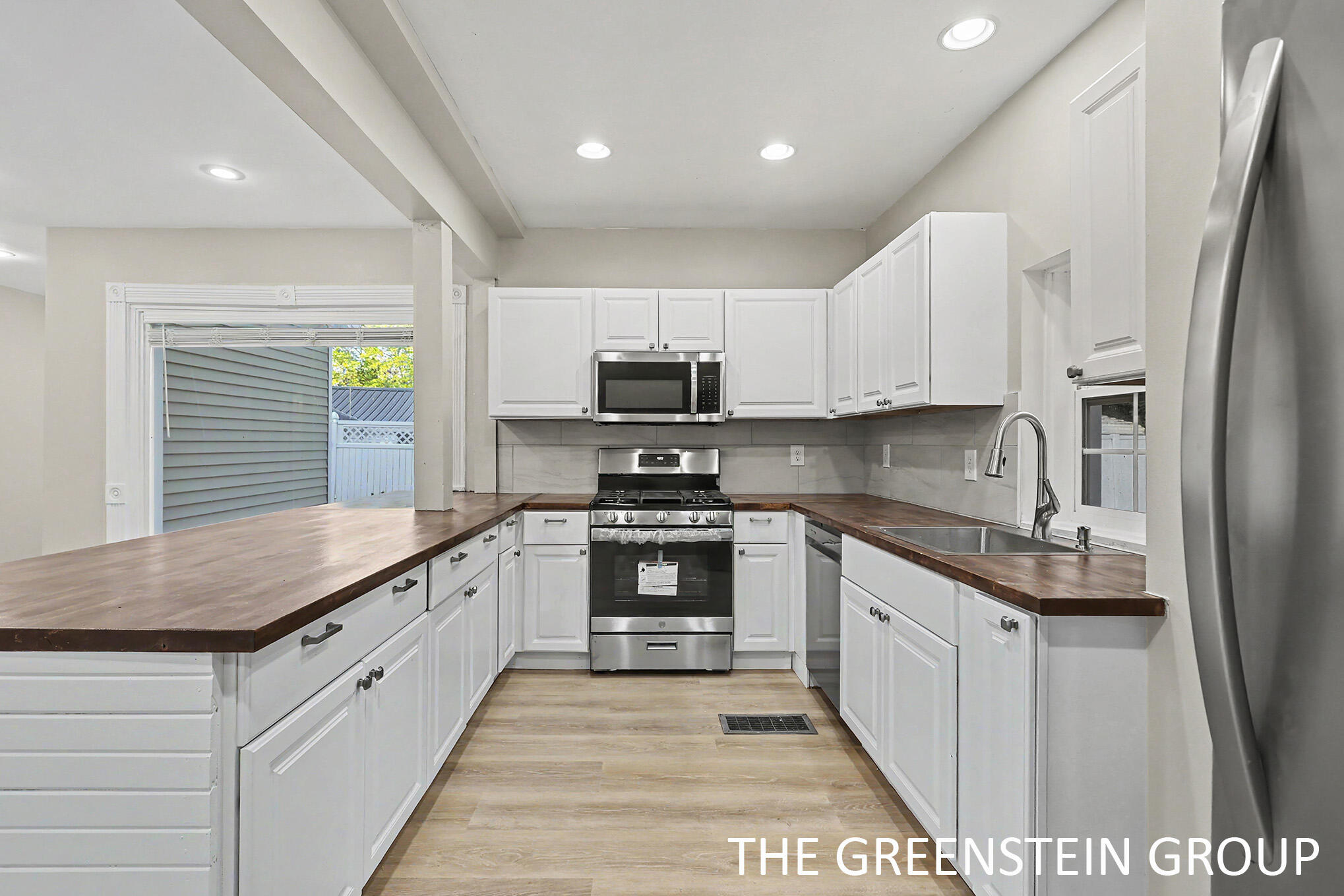 215 W Grove Street