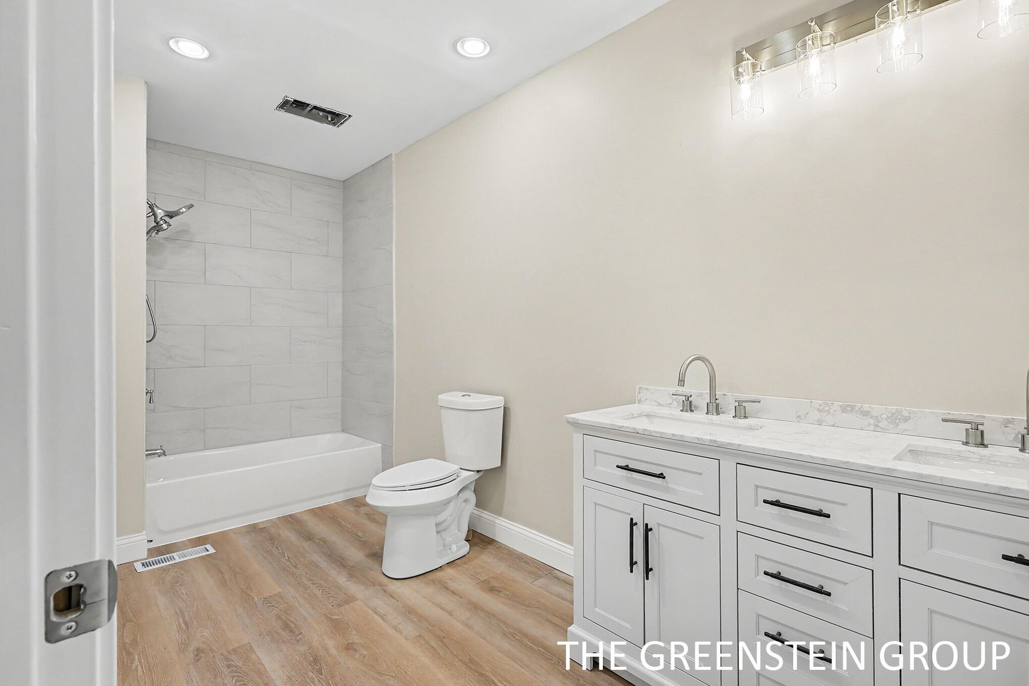 215 W Grove Street