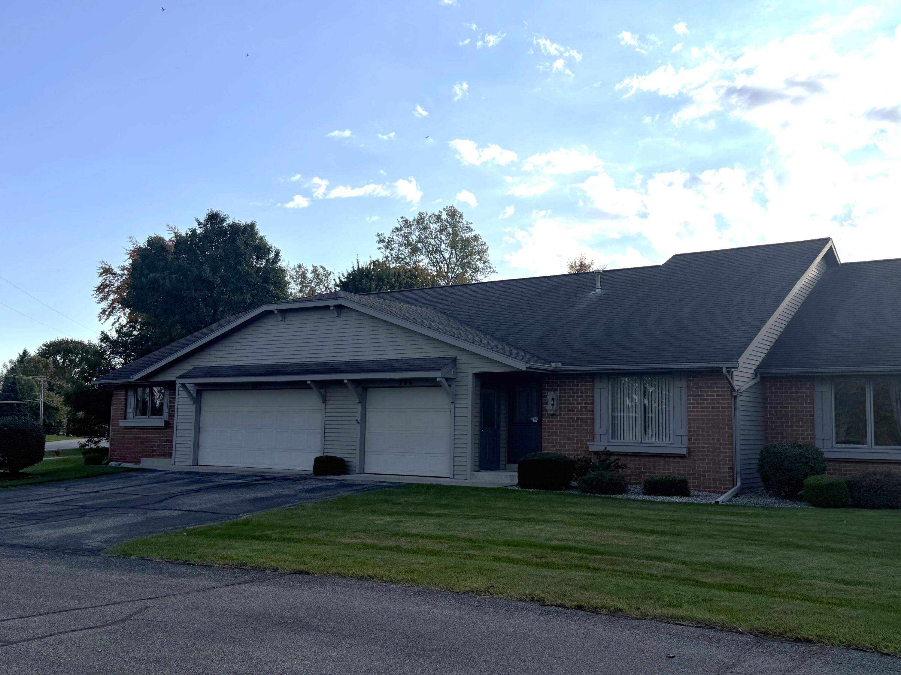 286 Molen Drive