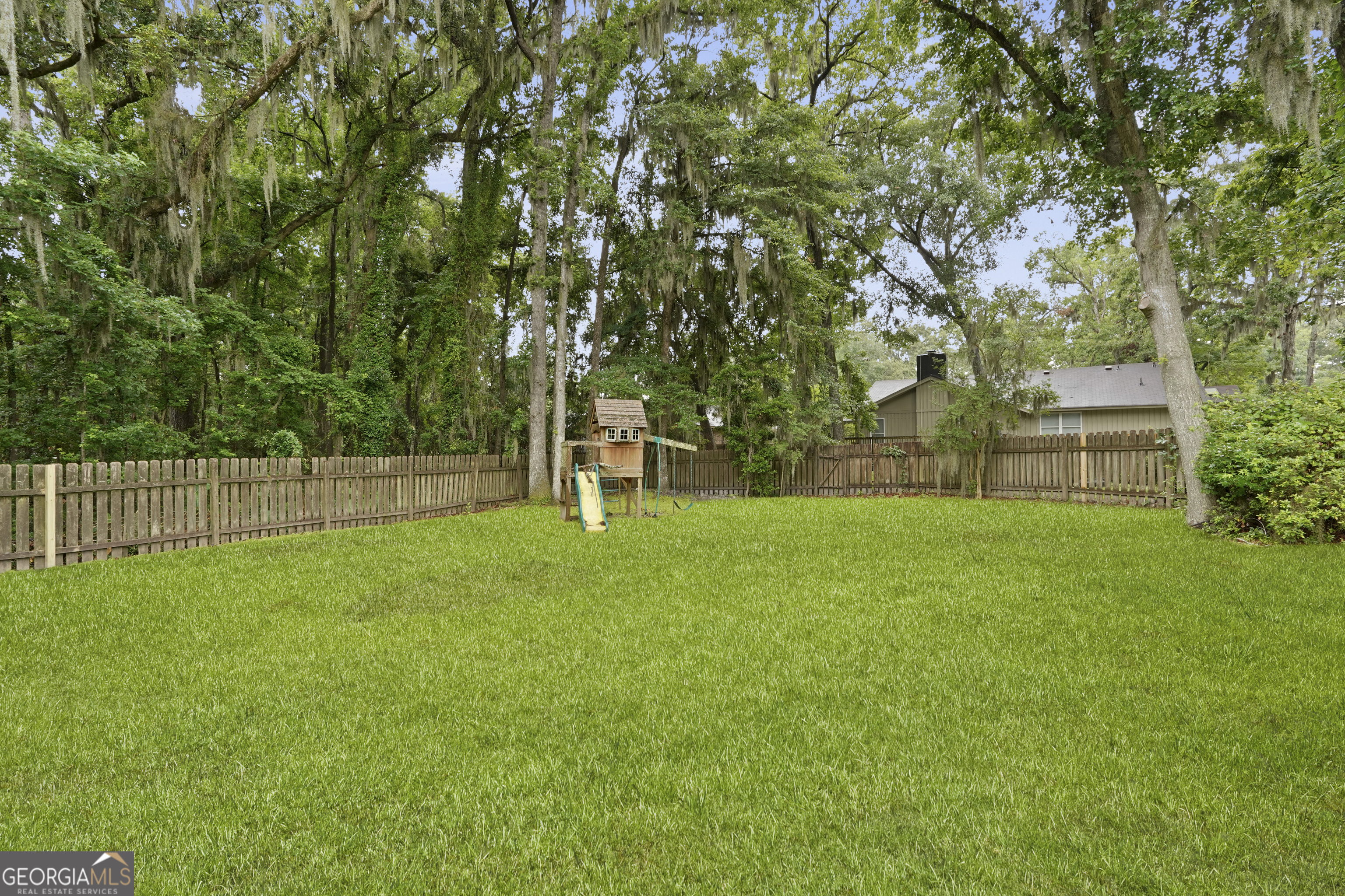 9 Red Fox Court