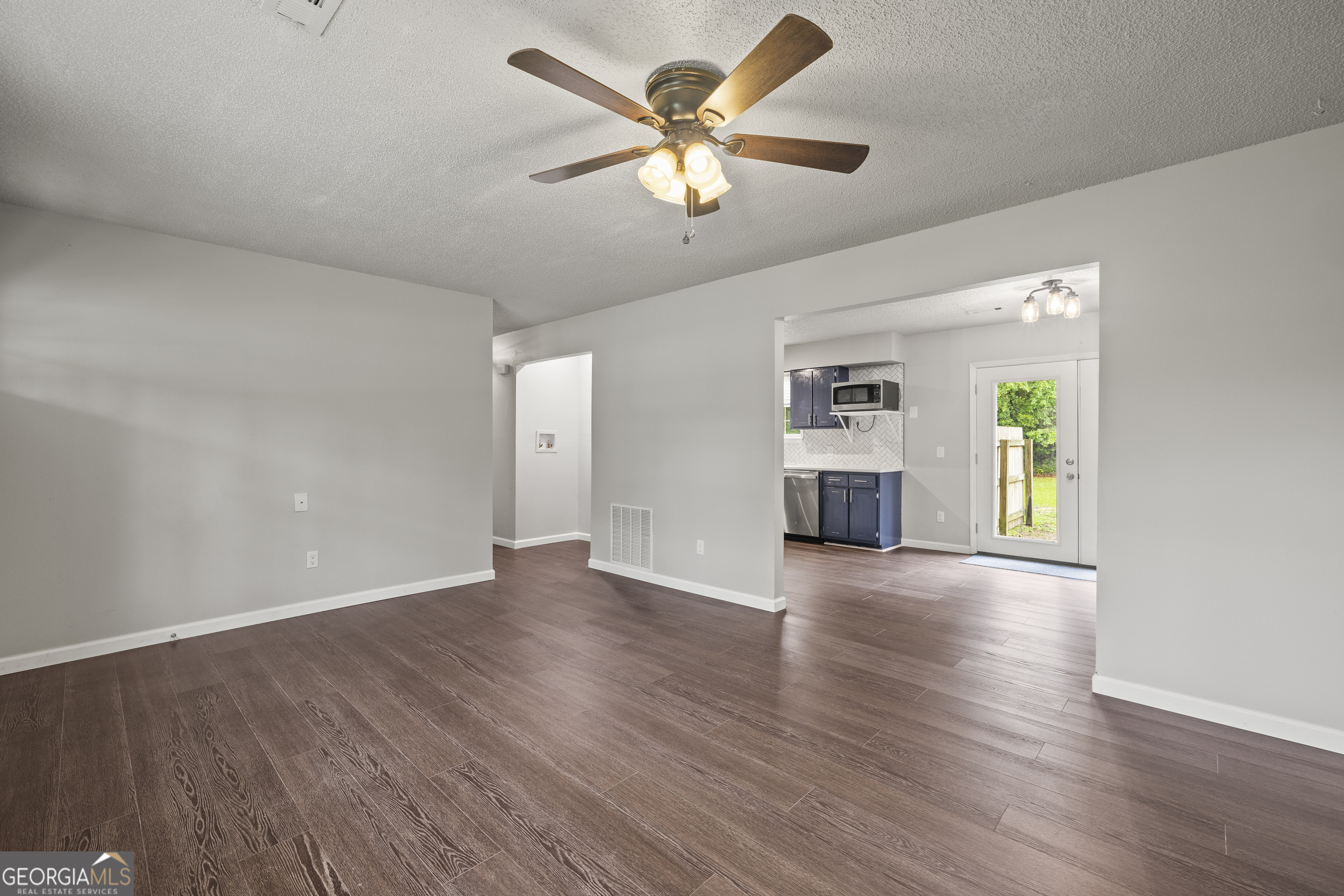 417 Plantation Way