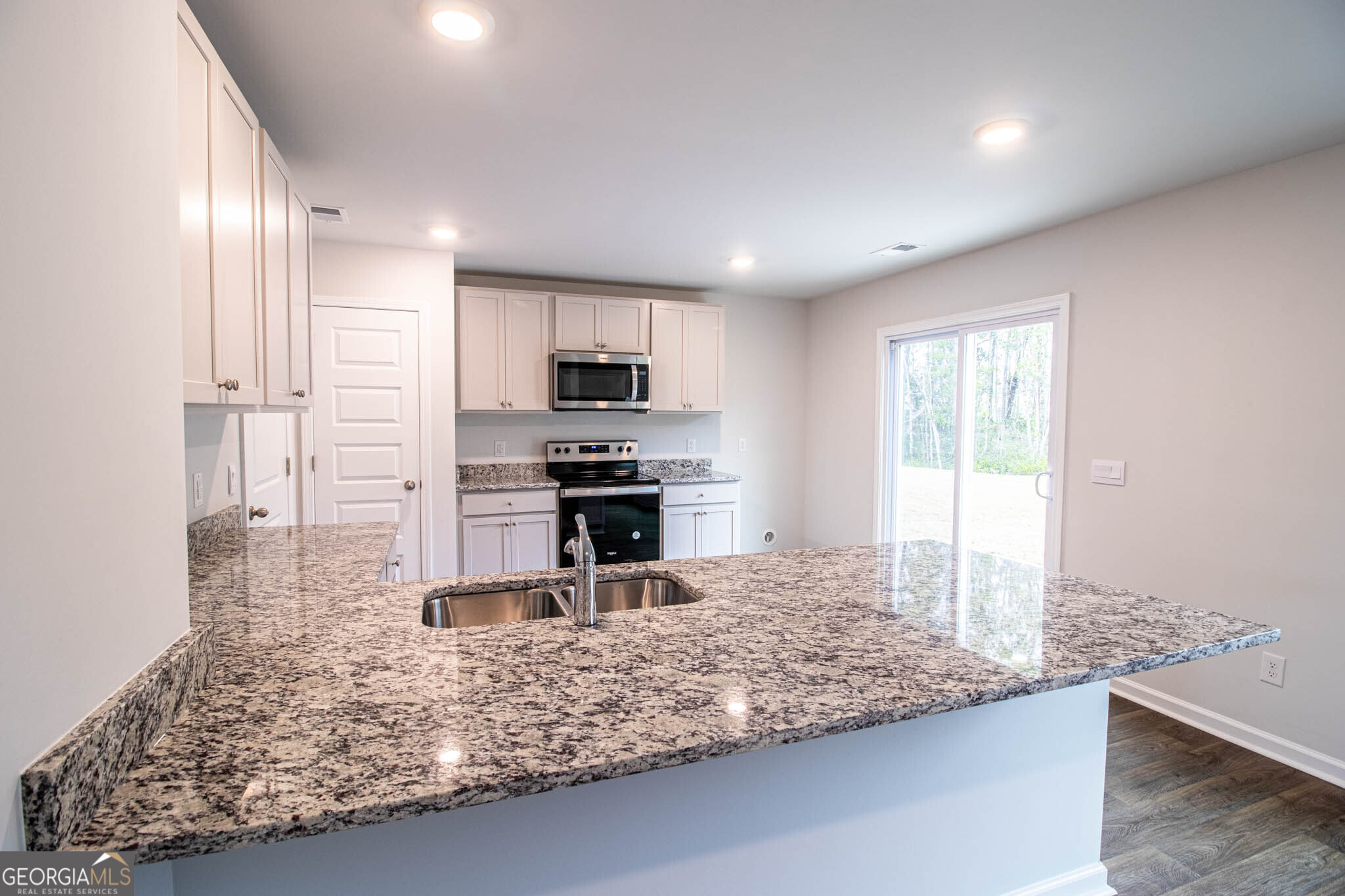 495 Coconut Drive