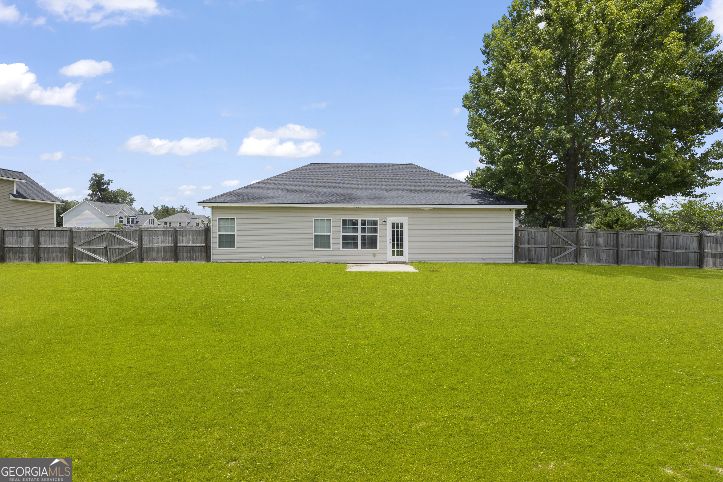137 NE Highland Pony Way