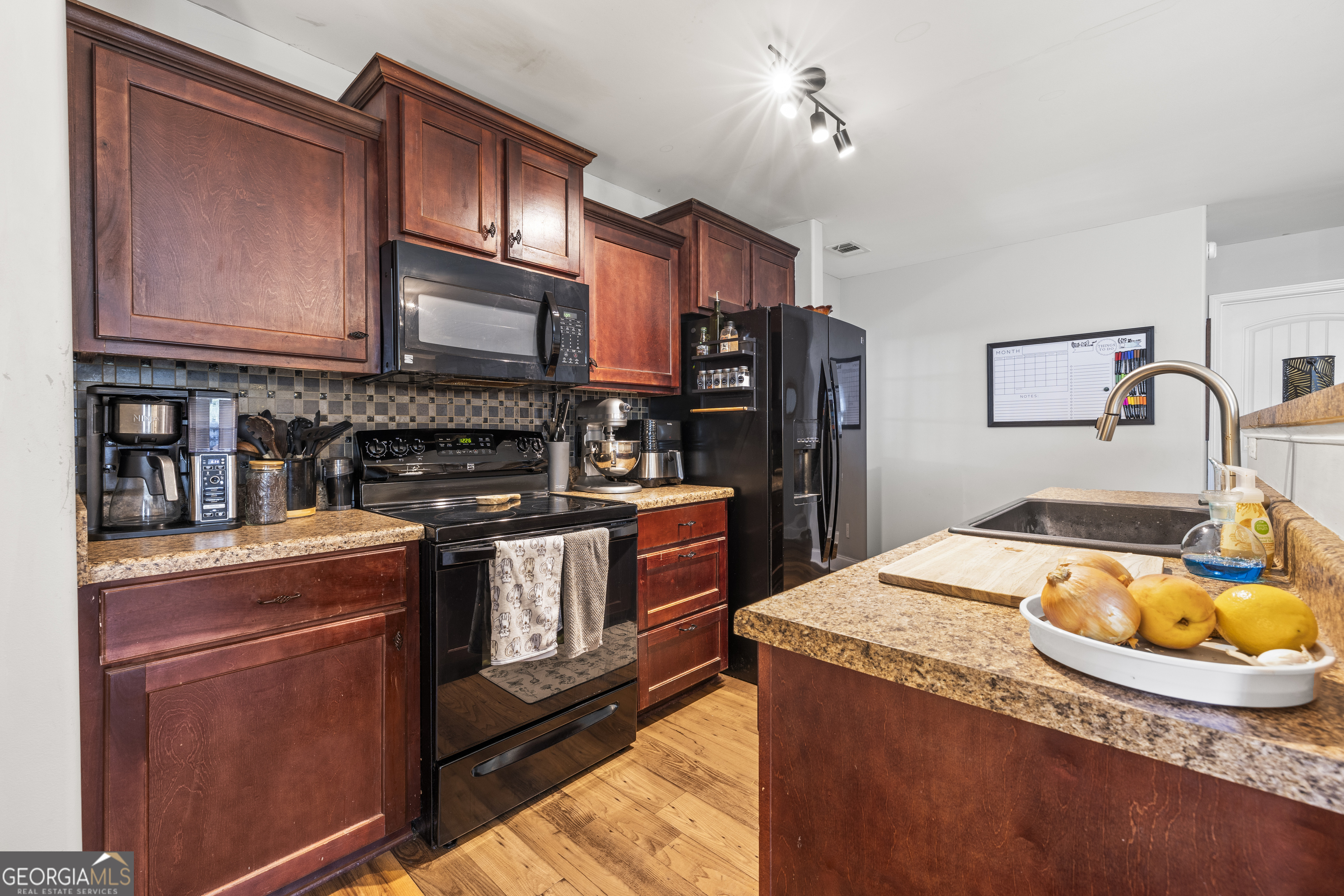 134 Crossing Circle