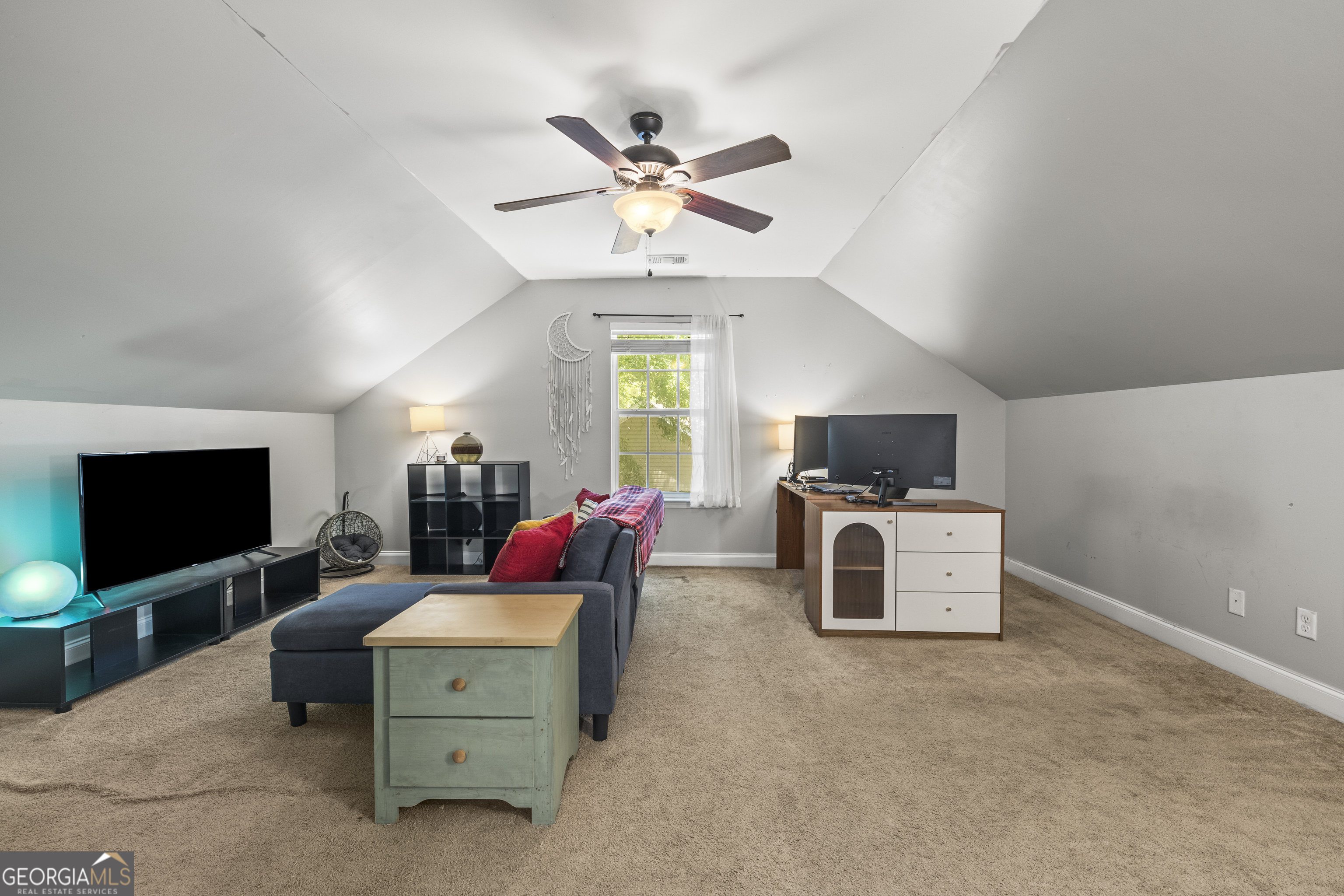 134 Crossing Circle
