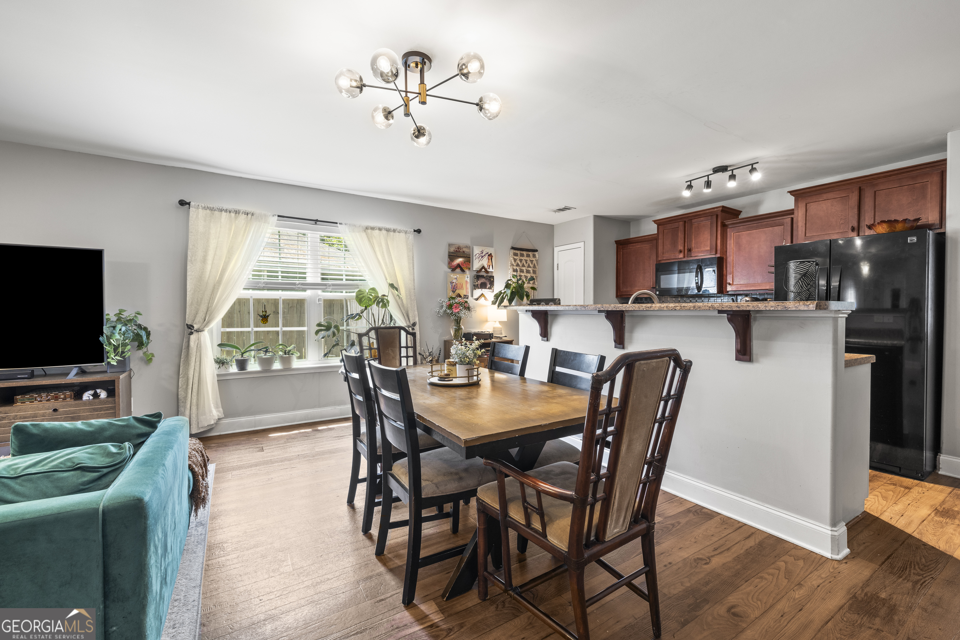 134 Crossing Circle