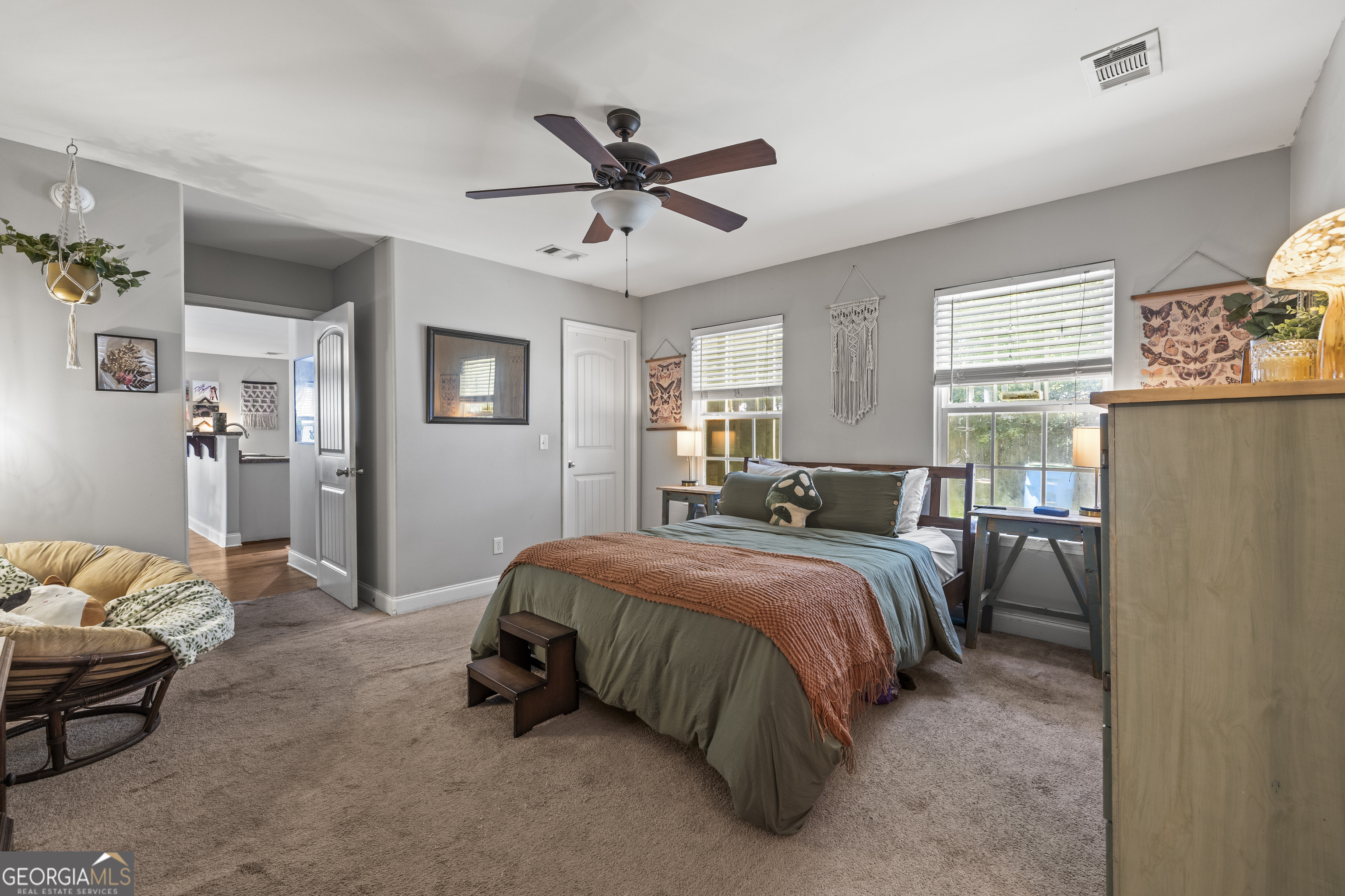134 Crossing Circle