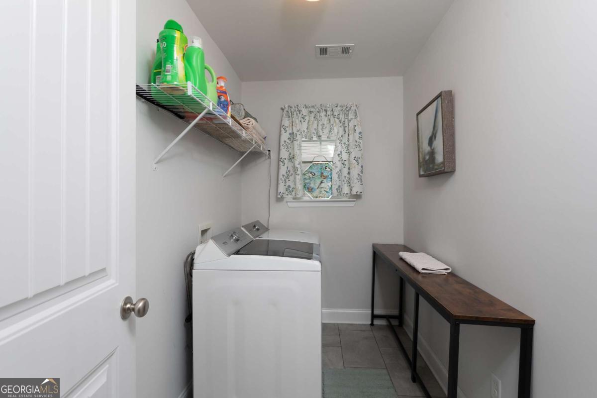 439 Governor Treutlen Circle