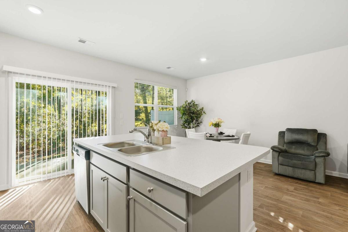 43 Villas Of Garrard Drive