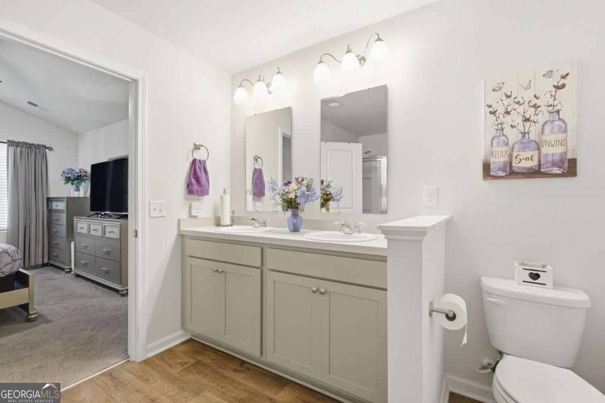 43 Villas Of Garrard Drive