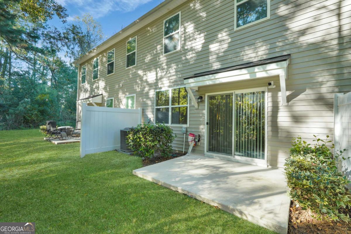 43 Villas Of Garrard Drive