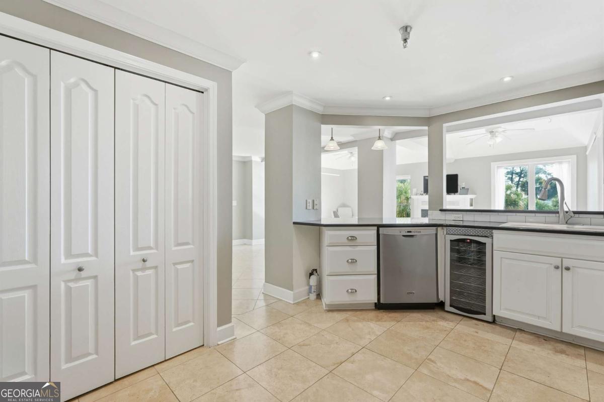 700 Wilmington Island Road # 201