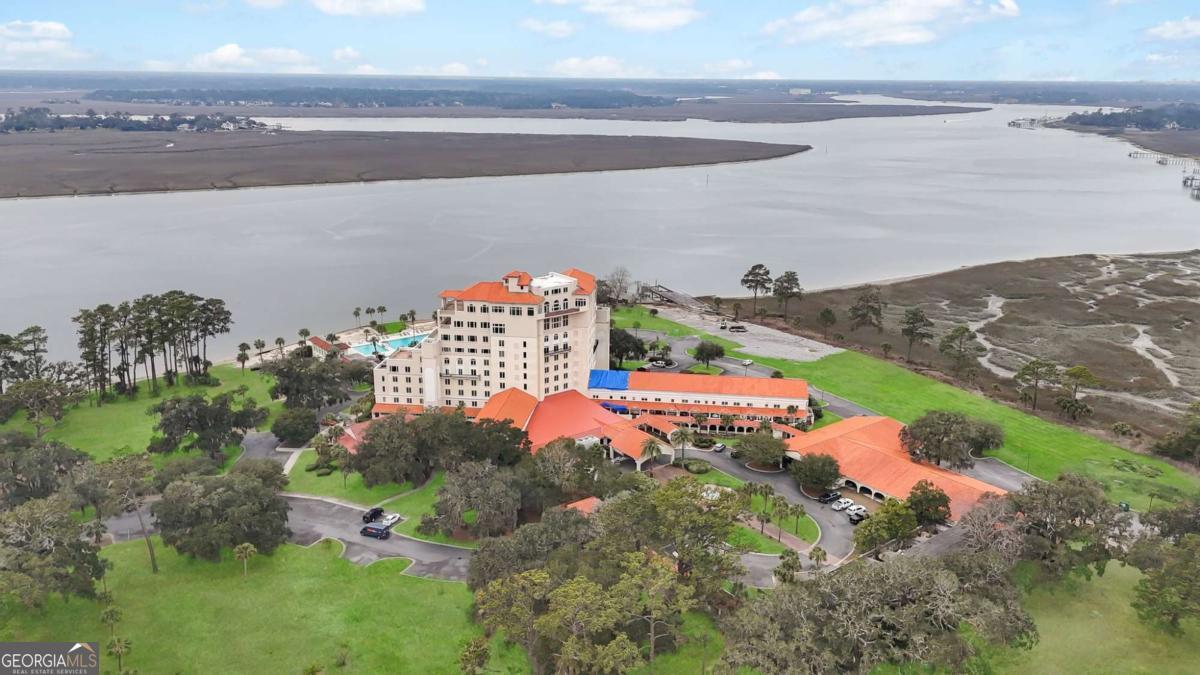 700 Wilmington Island Road # 201