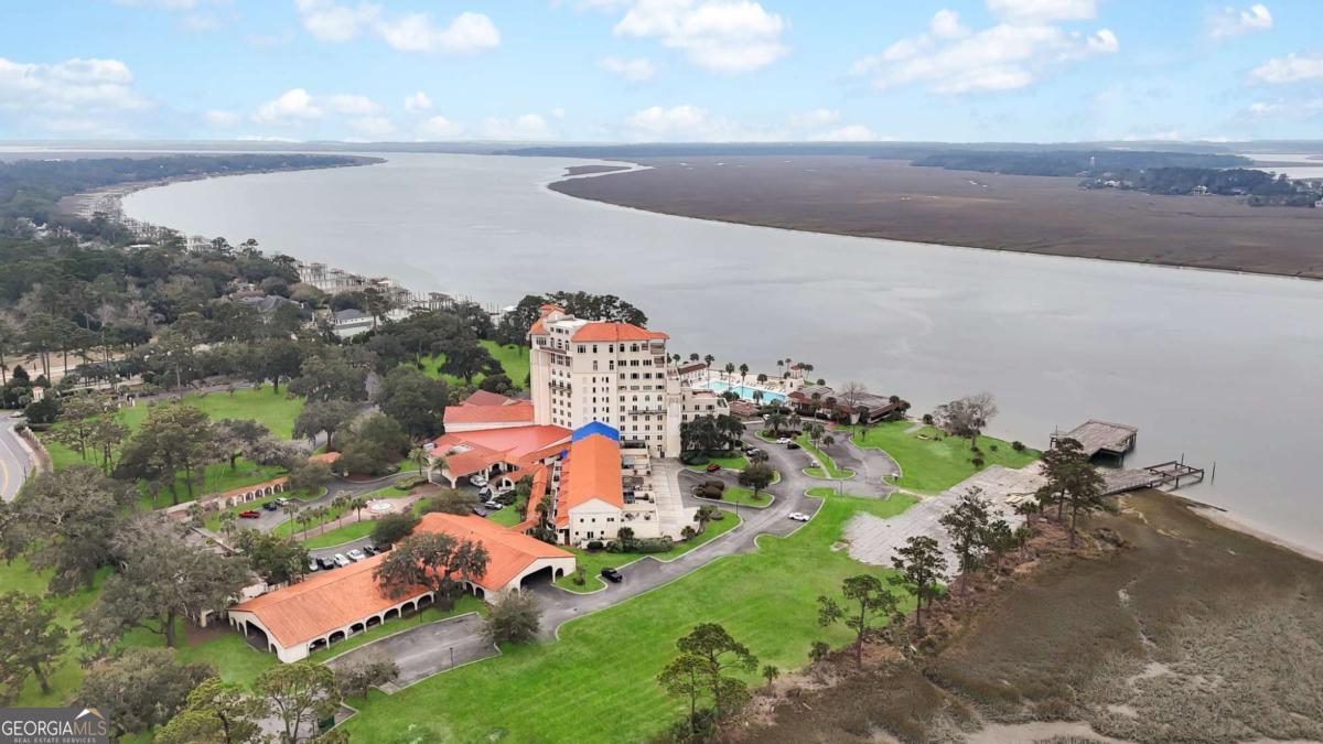 700 Wilmington Island Road # 201