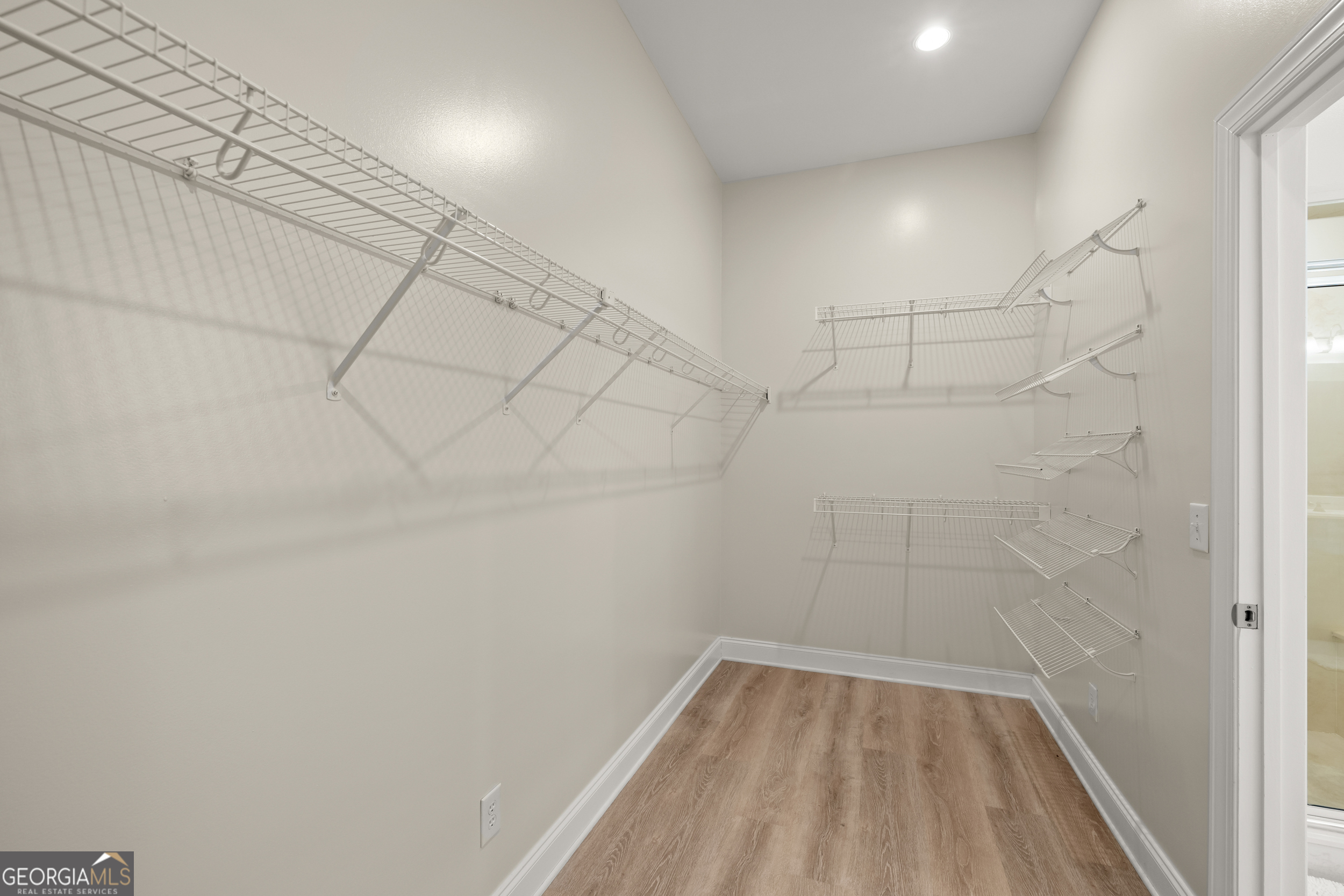 401 River Oaks Drive # 401