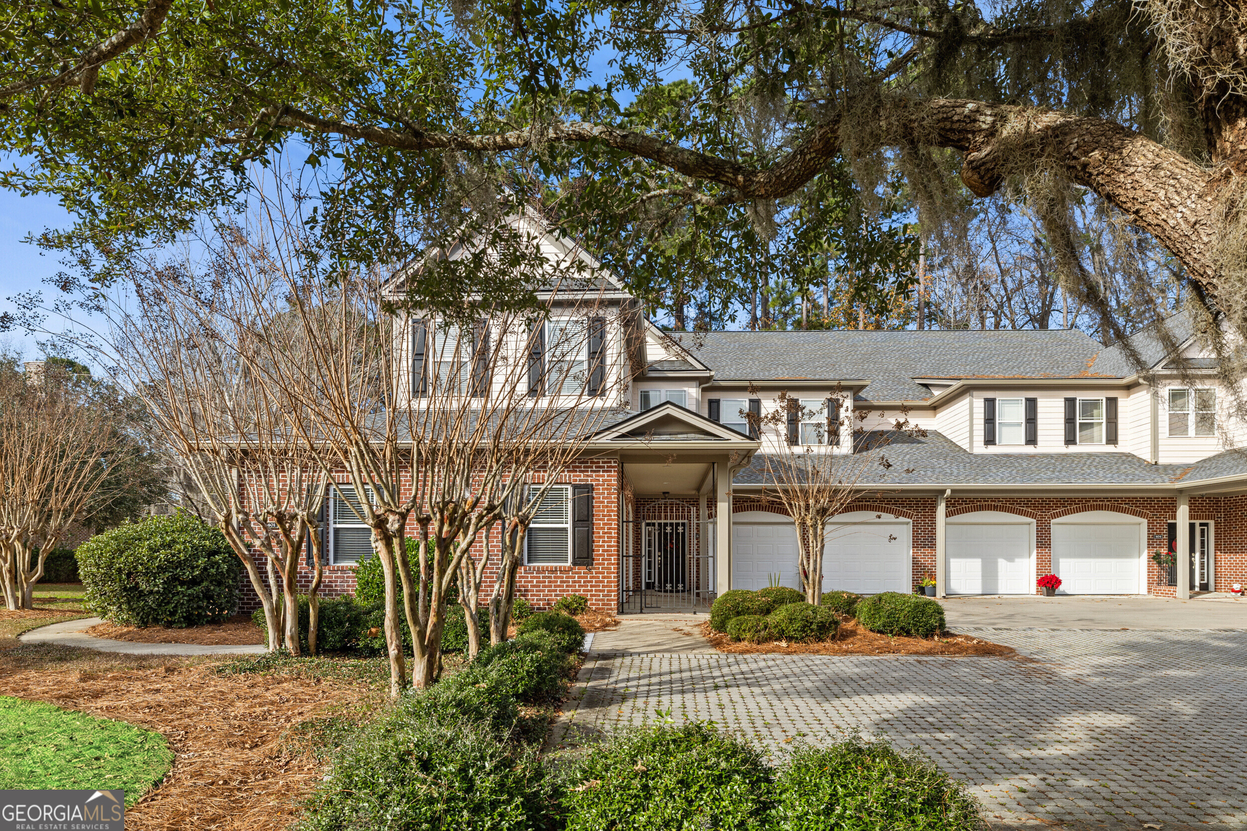 401 River Oaks Drive # 401