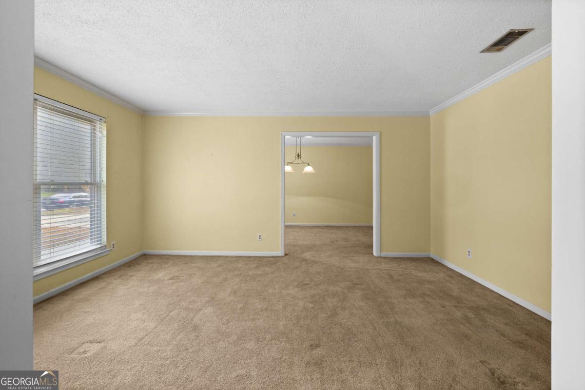 701 Leaning Oaks Drive