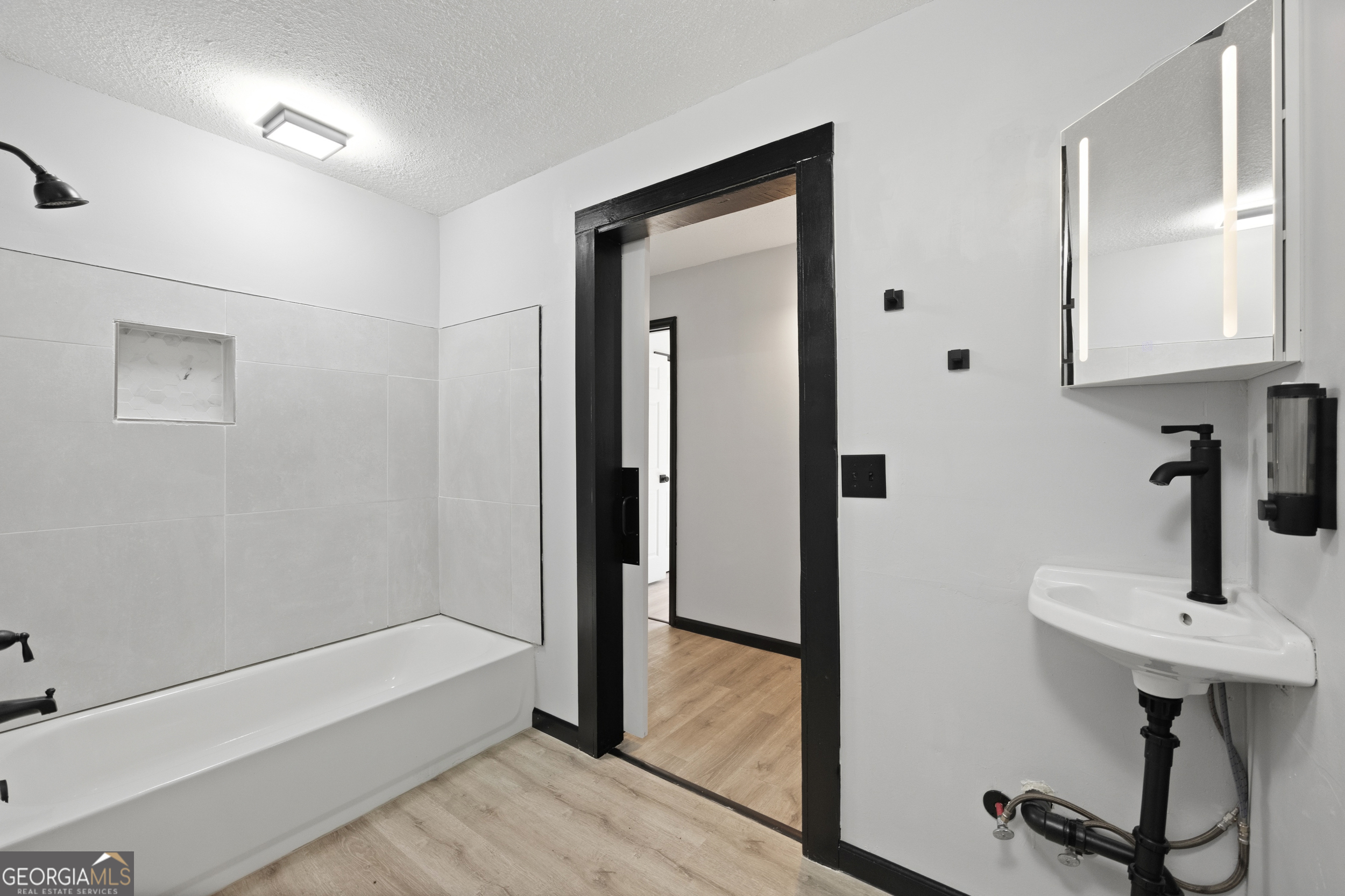 1005 Johnston Street