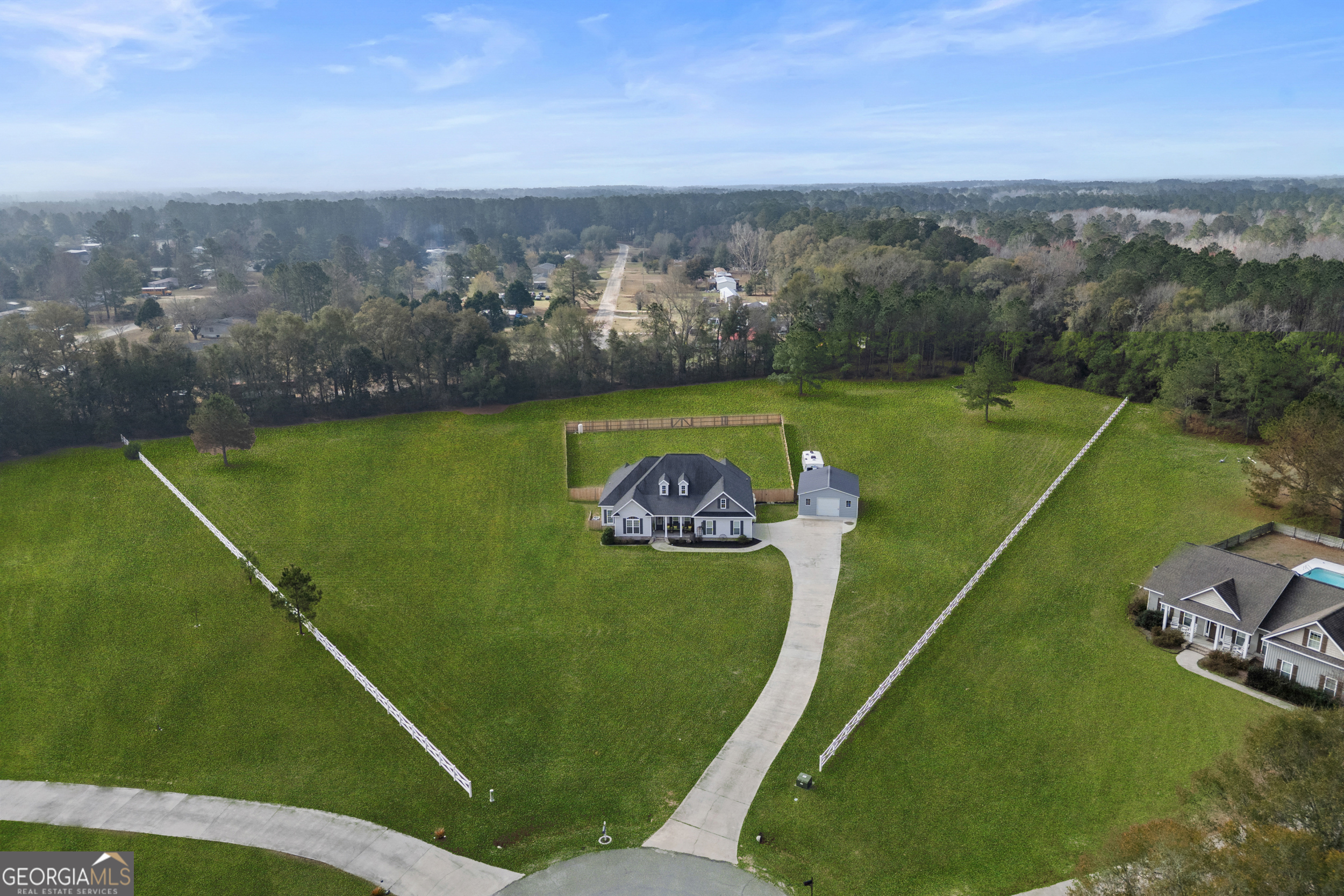 440 Rivercrest Drive