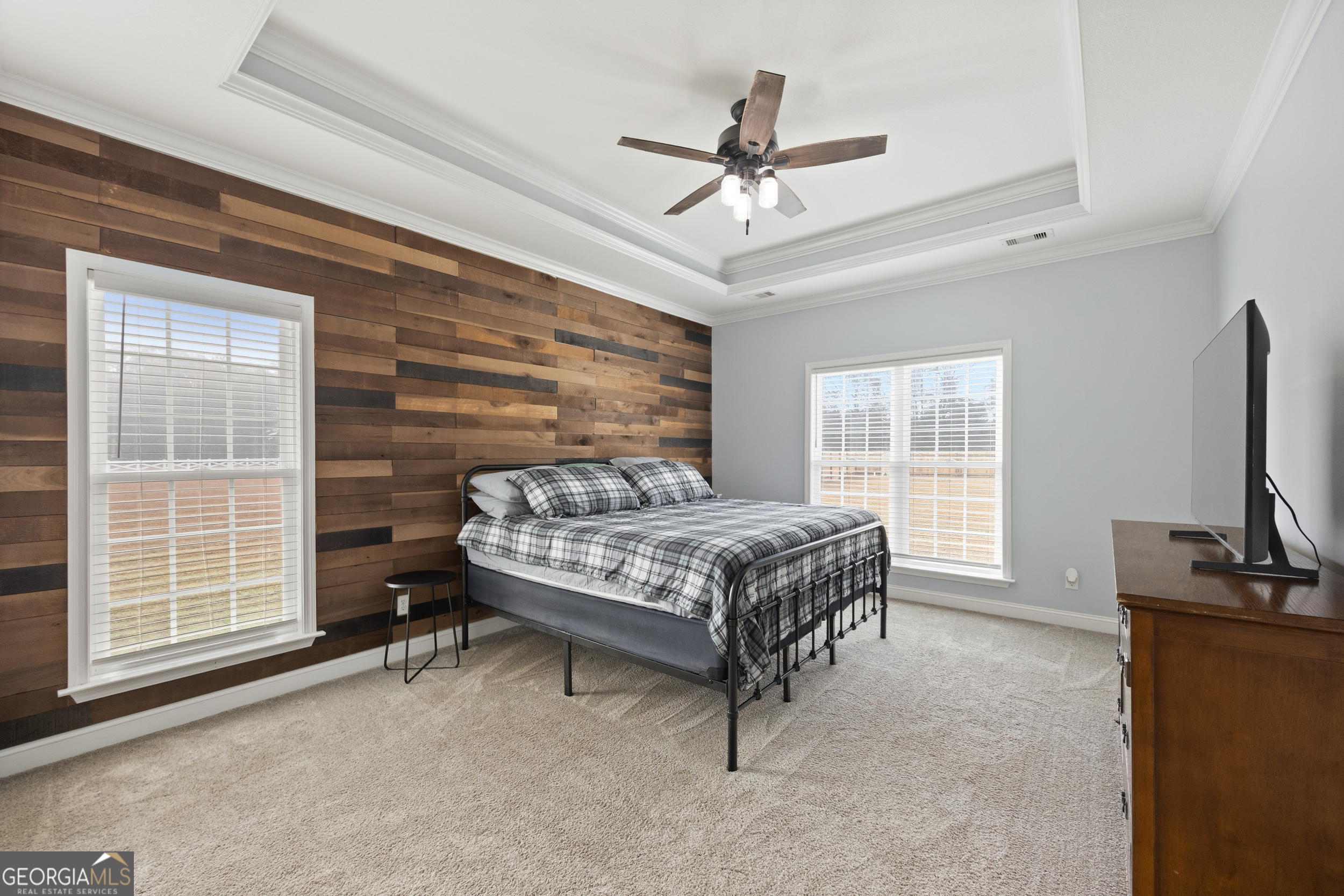 440 Rivercrest Drive