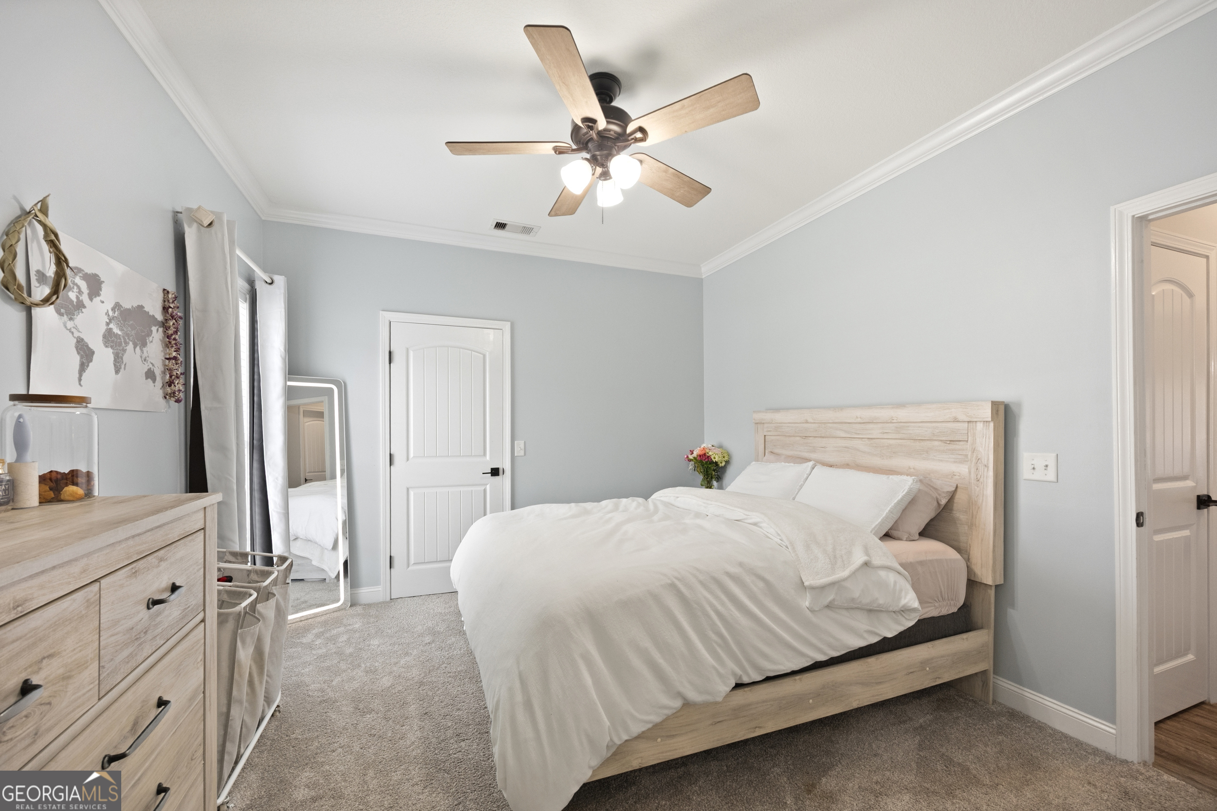 440 Rivercrest Drive