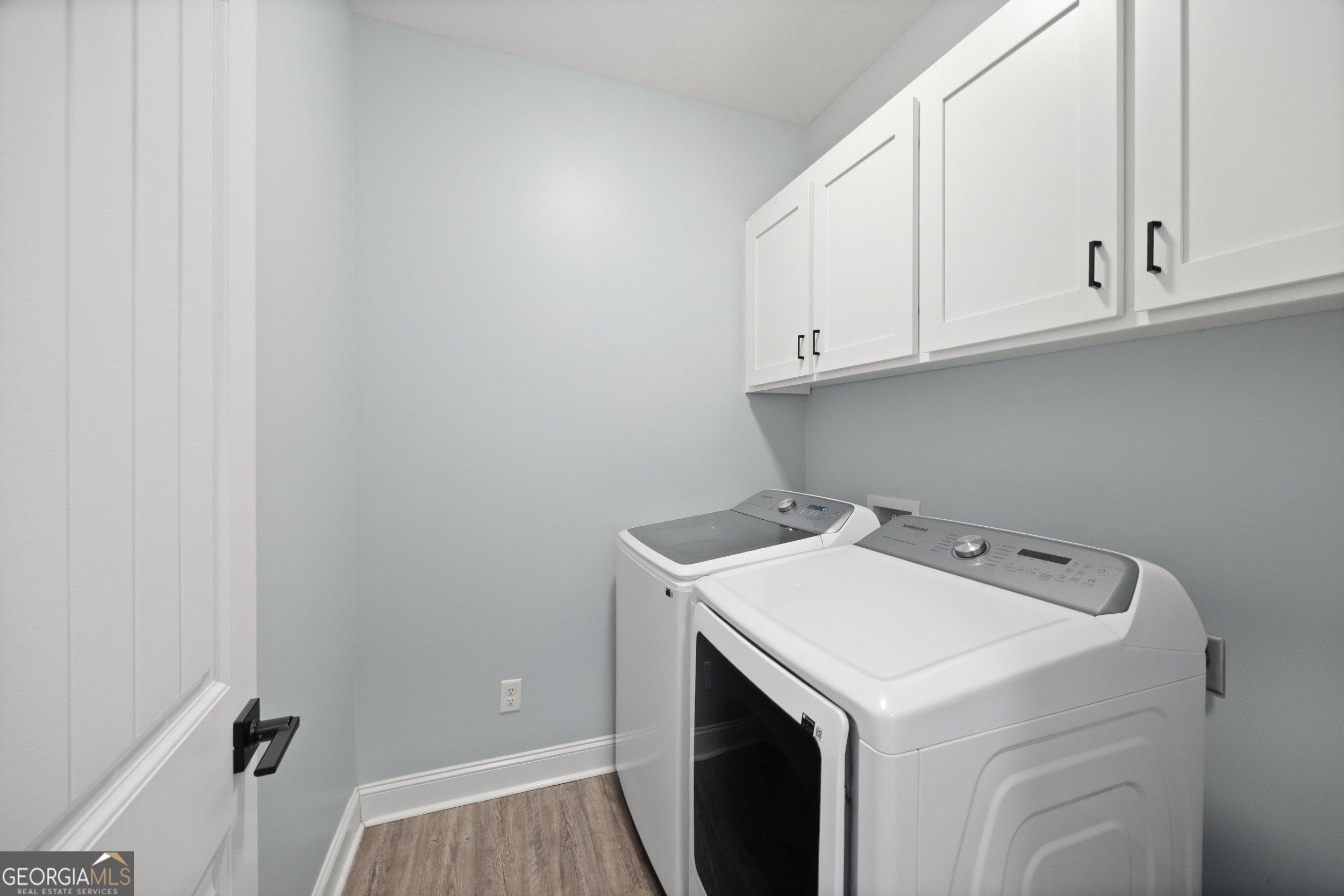 440 Rivercrest Drive