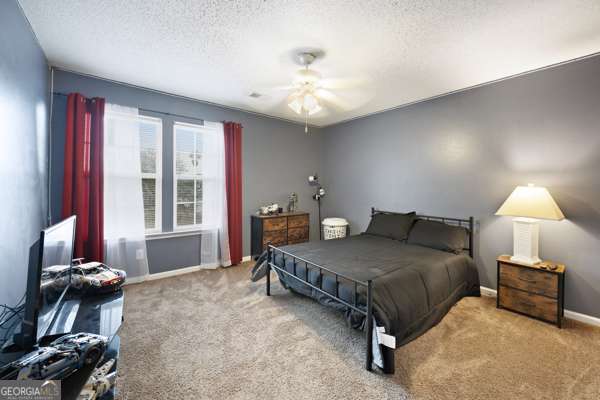 2 Willow Lakes Drive